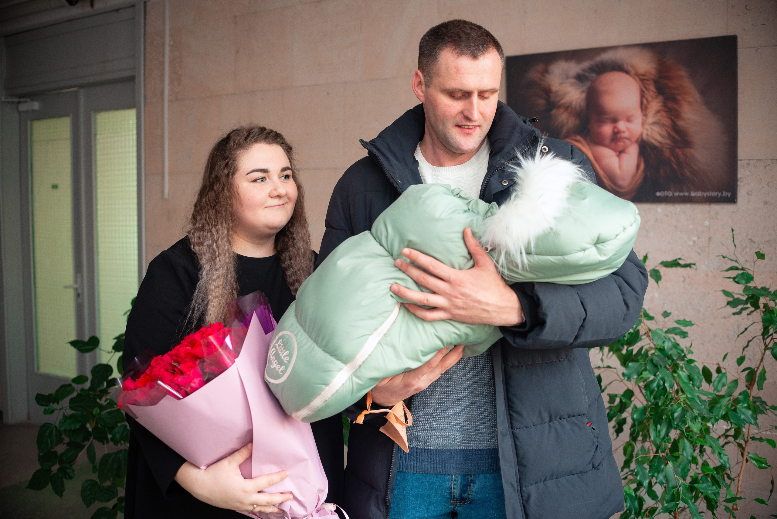 Выписка Алины 1 РД. Семейный фотограф на выписку из роддома и крещение Минск Настя Гришук