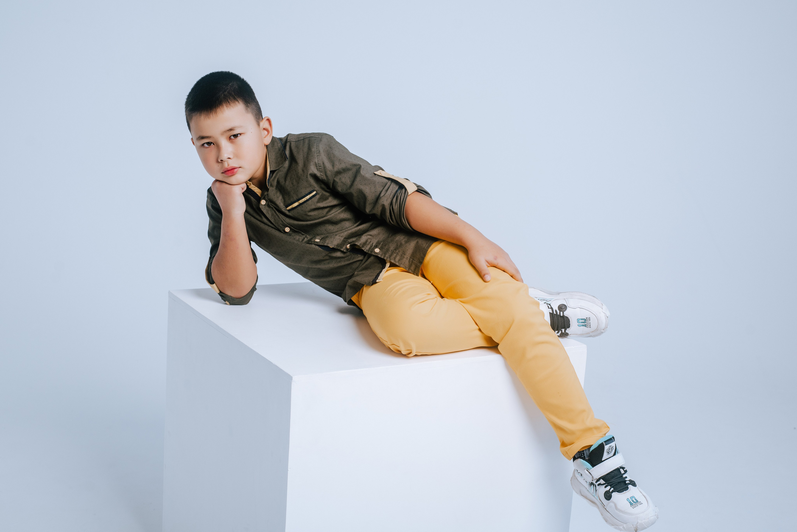 4Б — школа № 1. Фотограф Ярмишко Дарья. Выпускные фотокниги