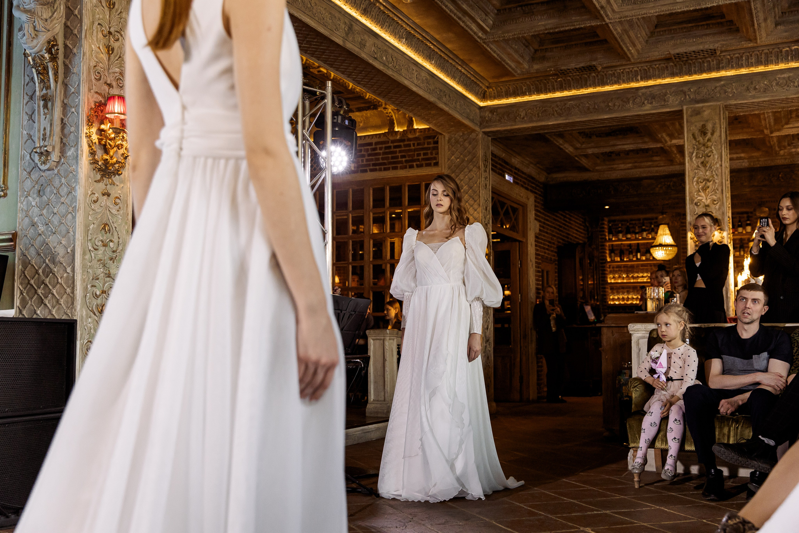 Свадебная выставка. Свадебный и семейный фотограф в Челябинске Юлия Ишимова