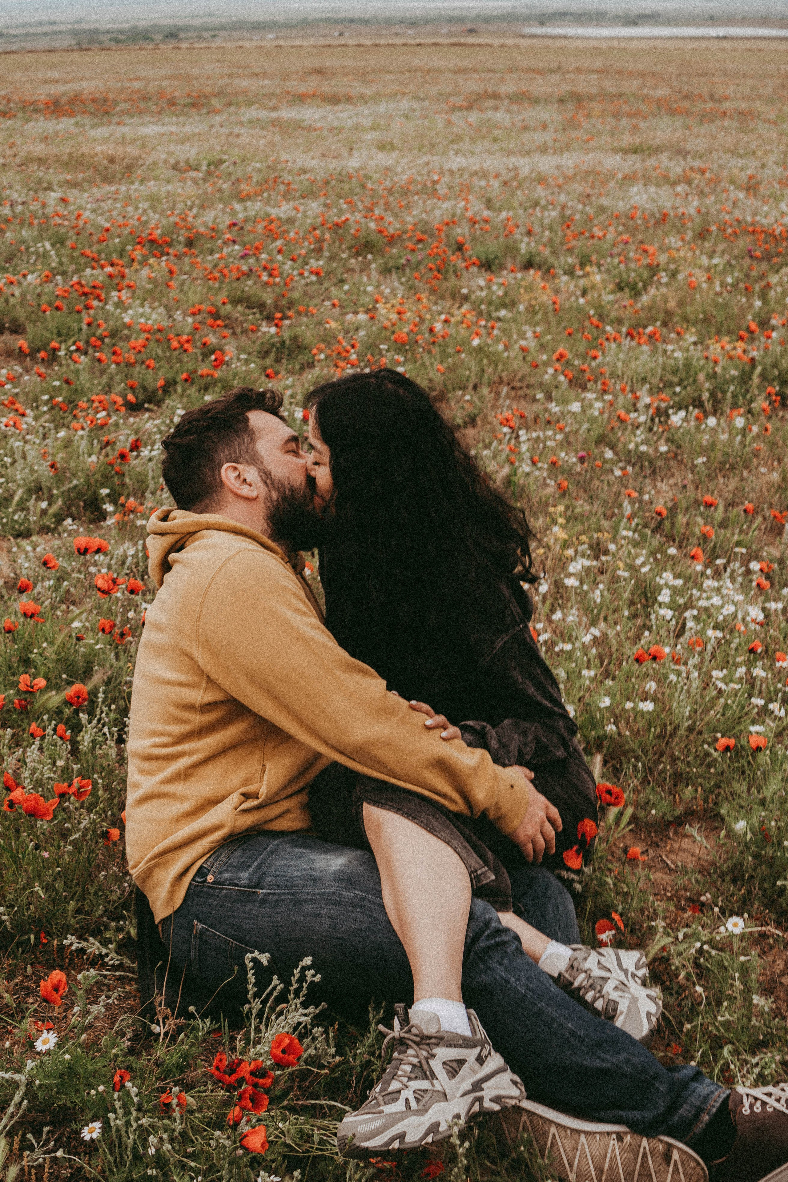 Любовь в маковом поле. Профессиональный фотограф, Санкт-Петербург — Виктория Богомолова