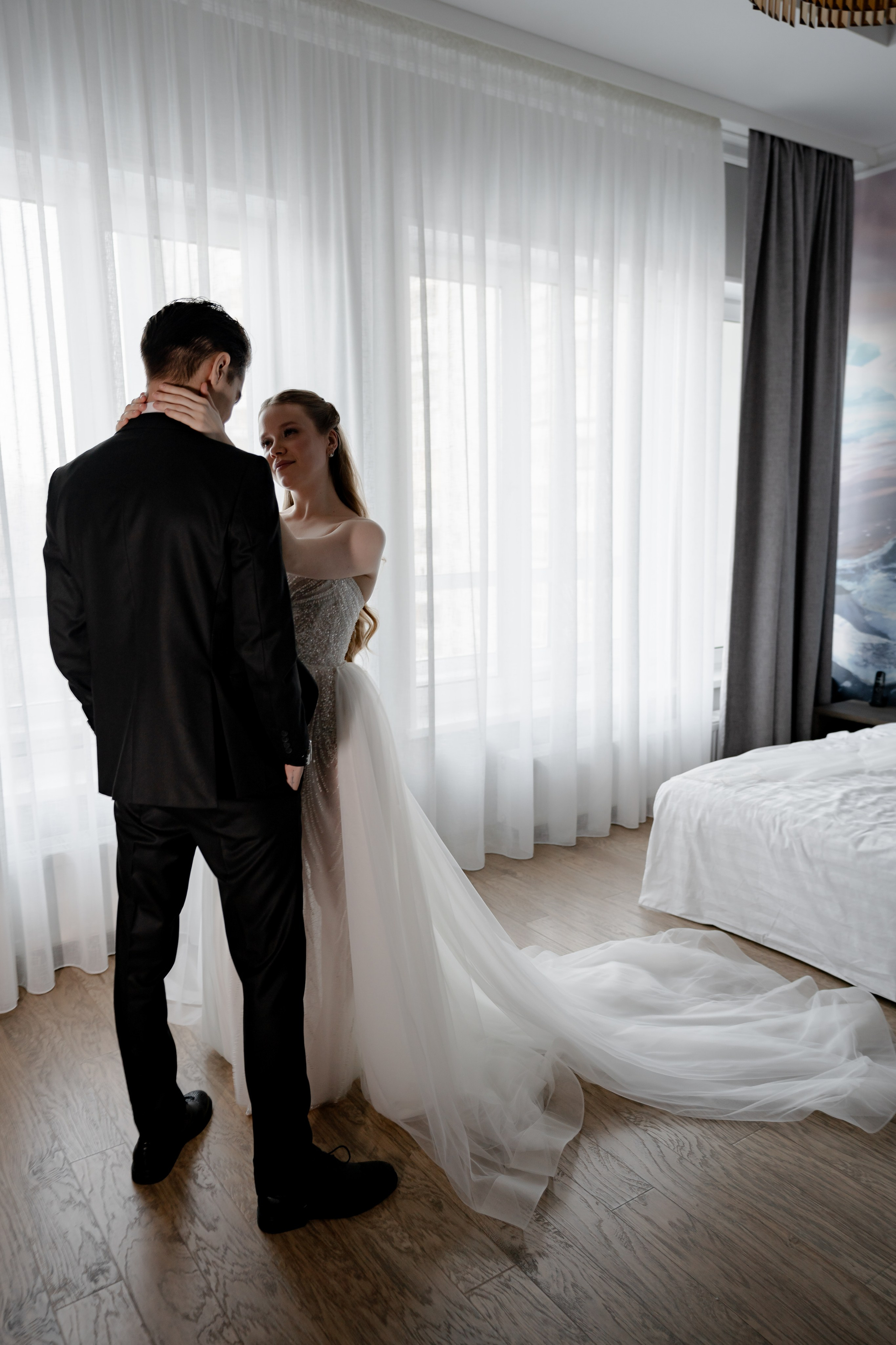 СВАДЕБНАЯ СЬЕМКА СБОРОВ В ОТЕЛЕ И ВЫЕЗД НА ЦЕРЕМОНИЮ (СНЯТО В СИБИРЕ В НИЖНЕВАРТОВСКЕ)М. Профессиональный фотограф, Санкт-Петербург — Виктория Богомолова