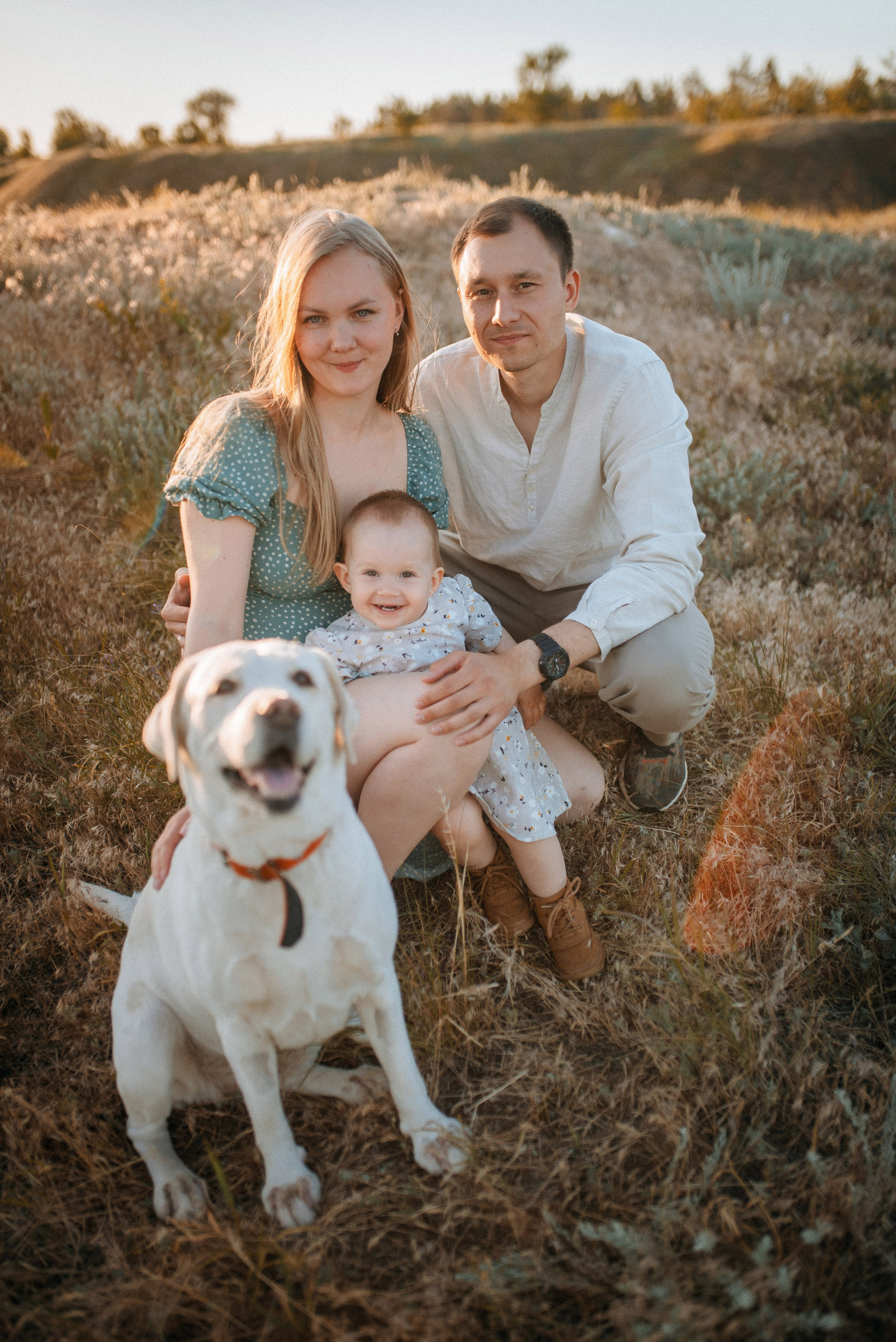 Трое в поле, не считая собаки. Семейный документальный фотограф в Волгограде Мариэта Додина