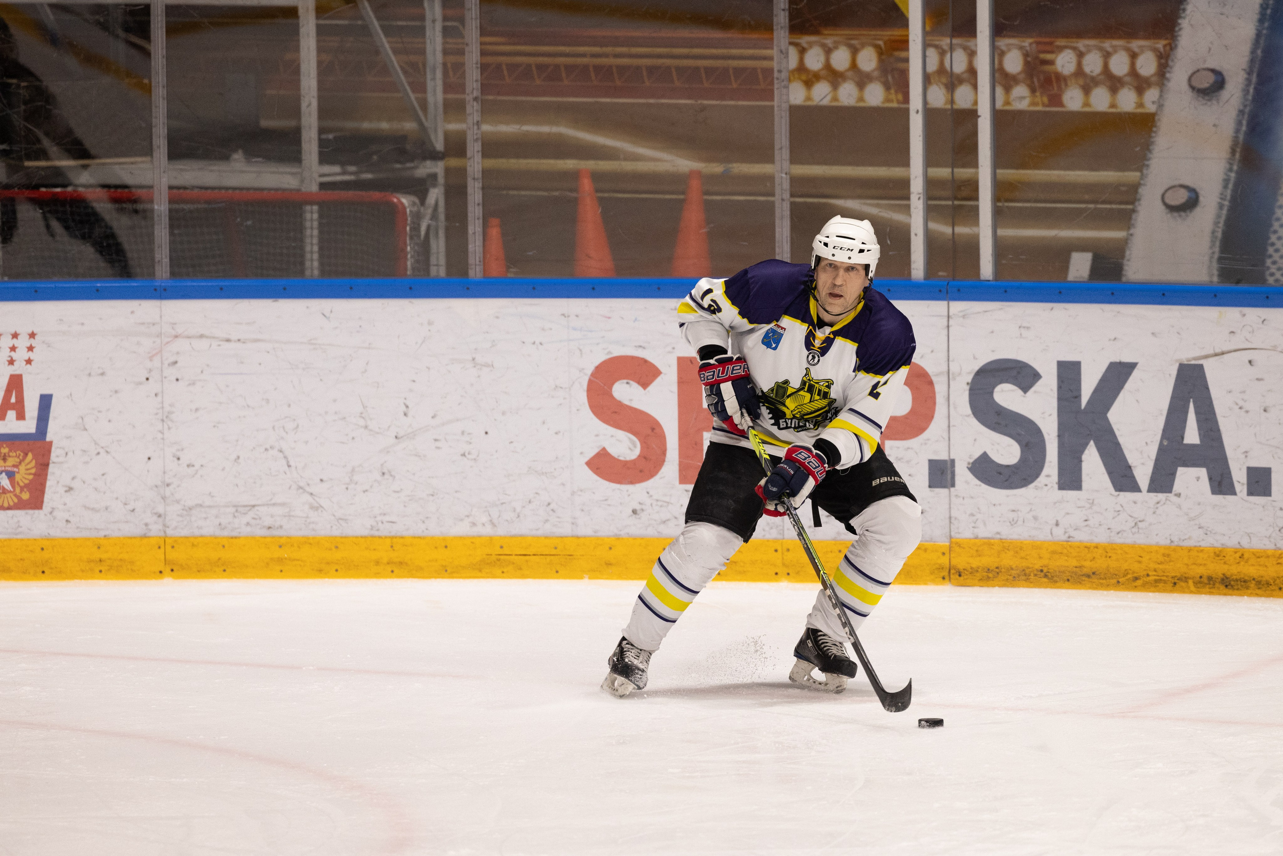 Бульдозер vs. LR-строй. Фотограф Александр Заломаев