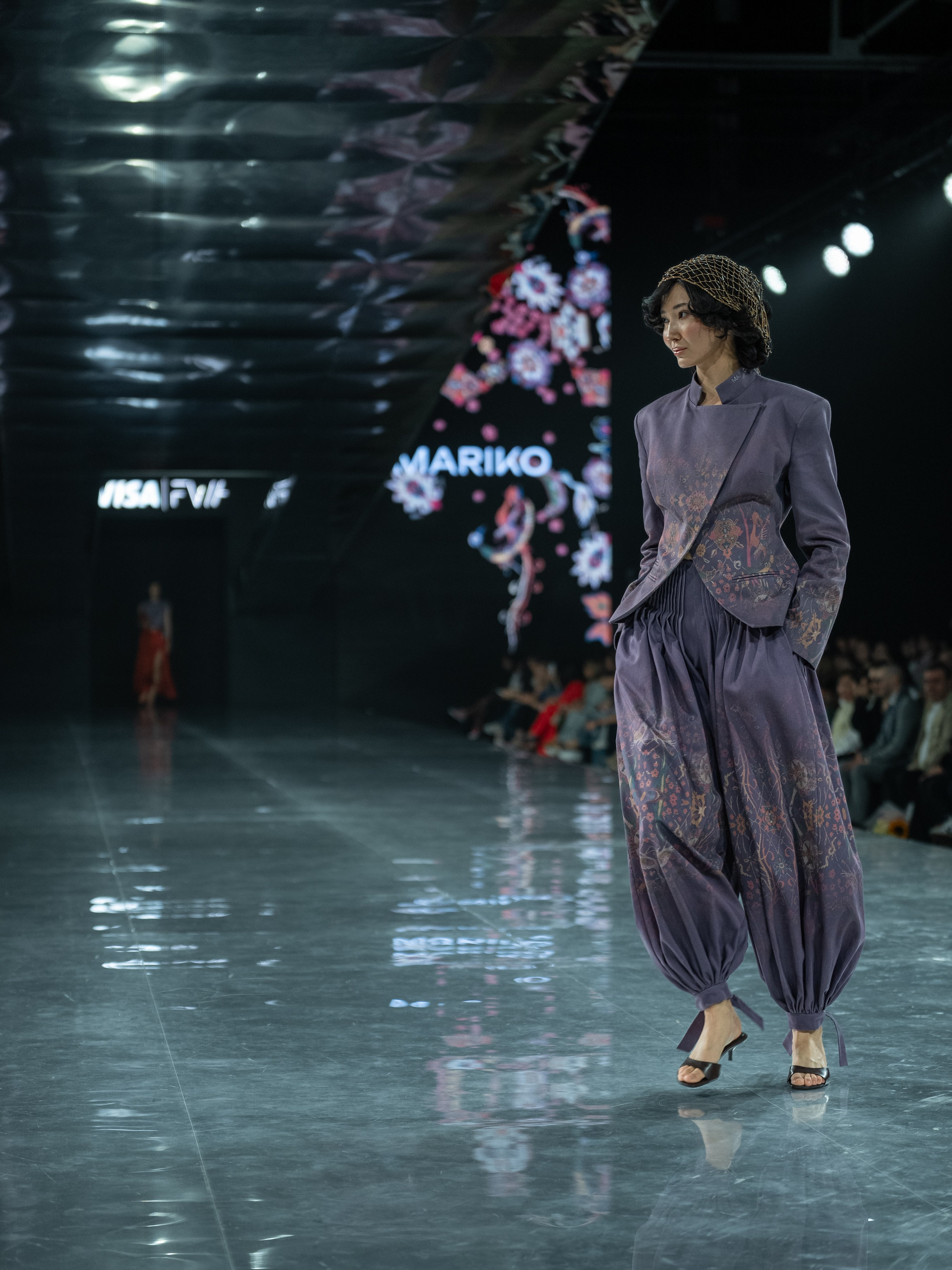 Visa Fashion Week Pre-Fall Mariko. Сайт Алматинского НЮ АРТ, будуар и фэшн фотографа Дениса Карпенко
