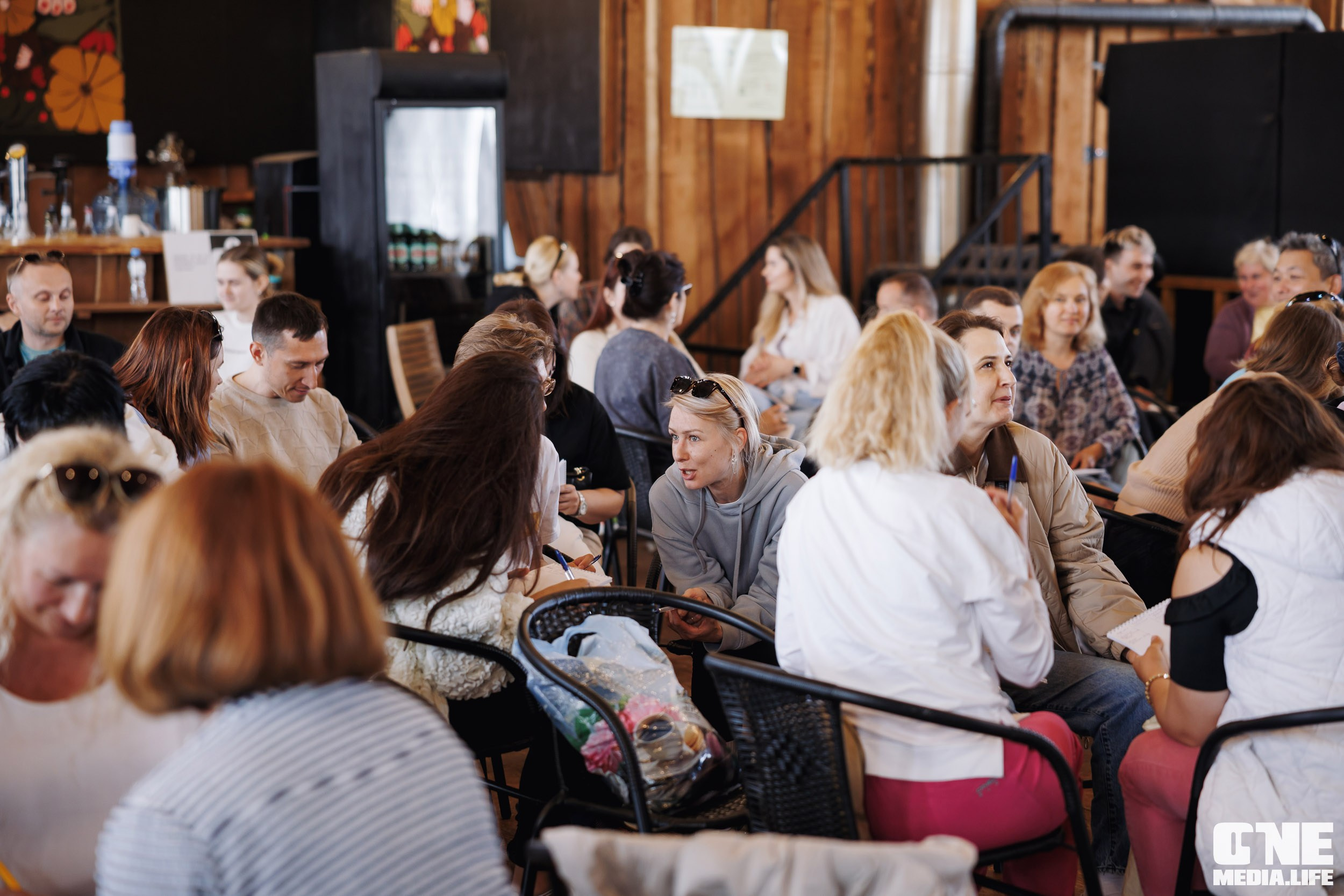 Фоторепортаж с форума «Мой бизнес. Сила в окружении». One Media Life: фоторепортажи, фотоотчеты с мероприятий и заведений