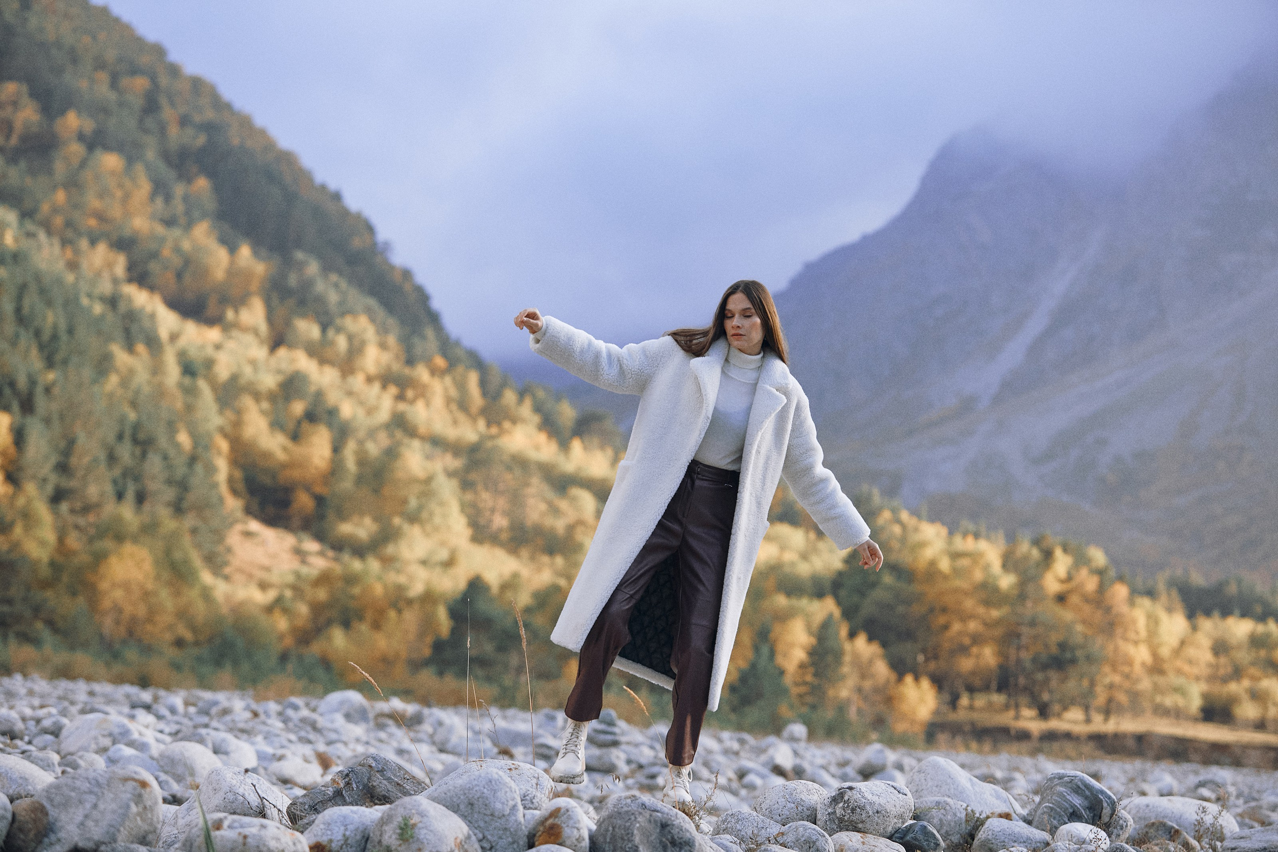 Имиджевая съемка для бренда. Фотограф Продюсер в горах КБР / Москва  Нальчик Горы