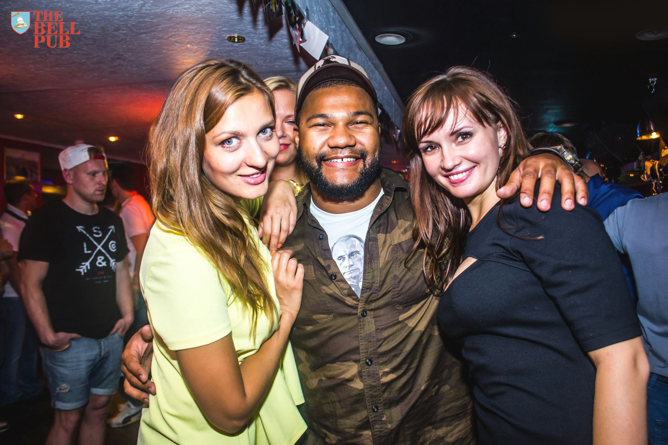 BELL PUB. Фотограф Михаил Коган — Москва 89267284460
