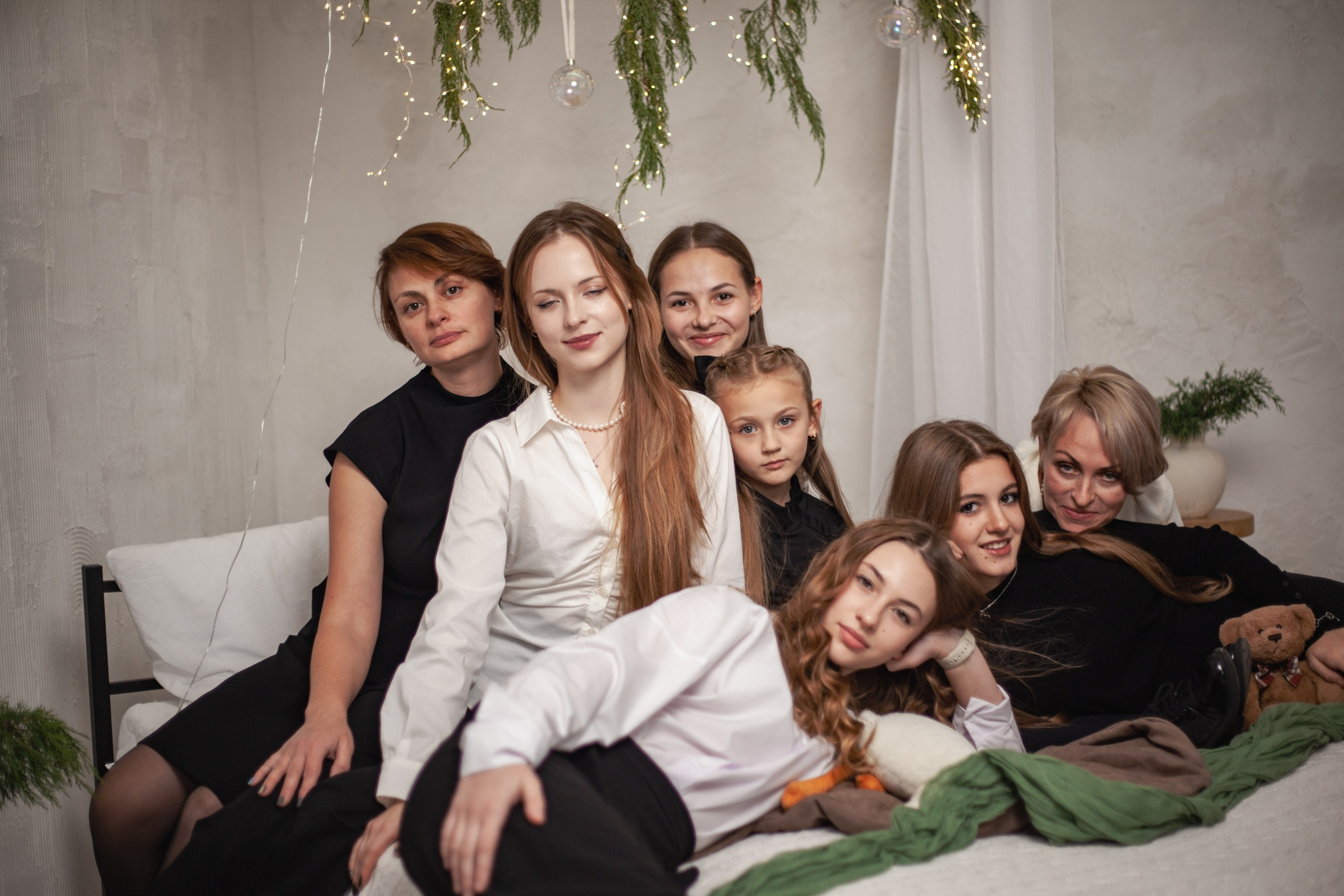 Новогодняя Студия. Уличный фотограф Города N