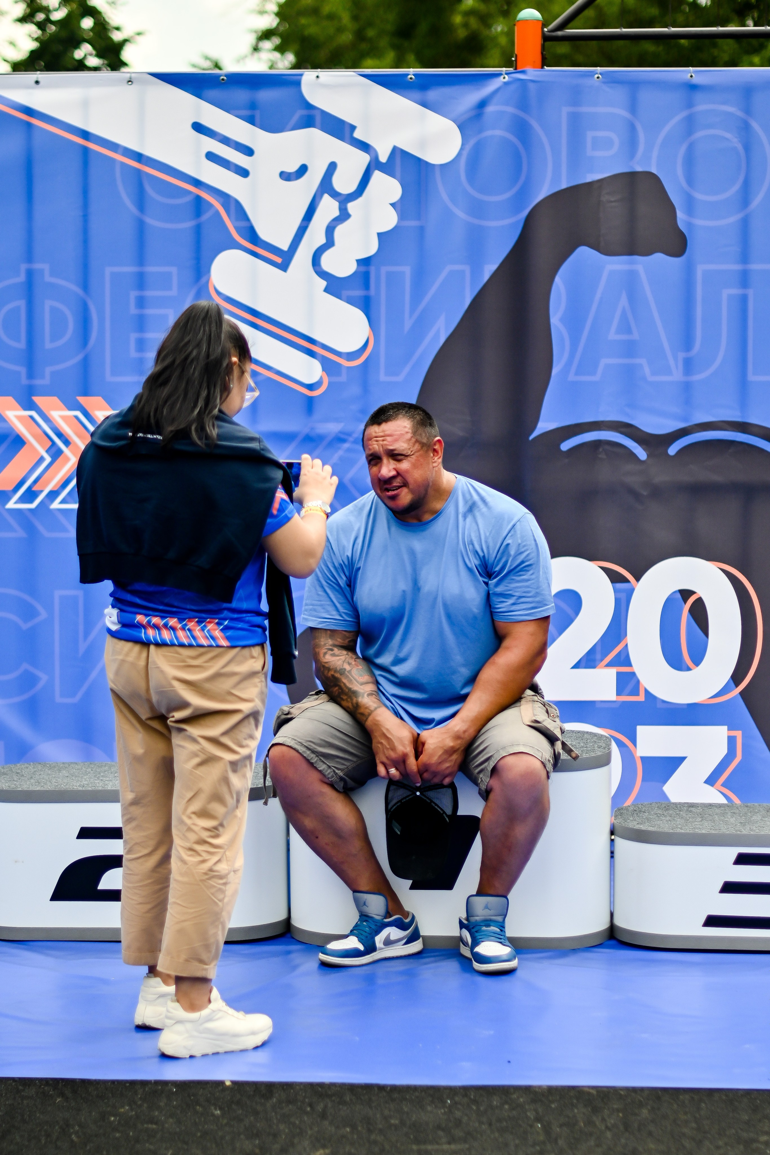 СТРОНГ. Фотограф для бизнесконтента, репортажей и семейного альбома в Москве