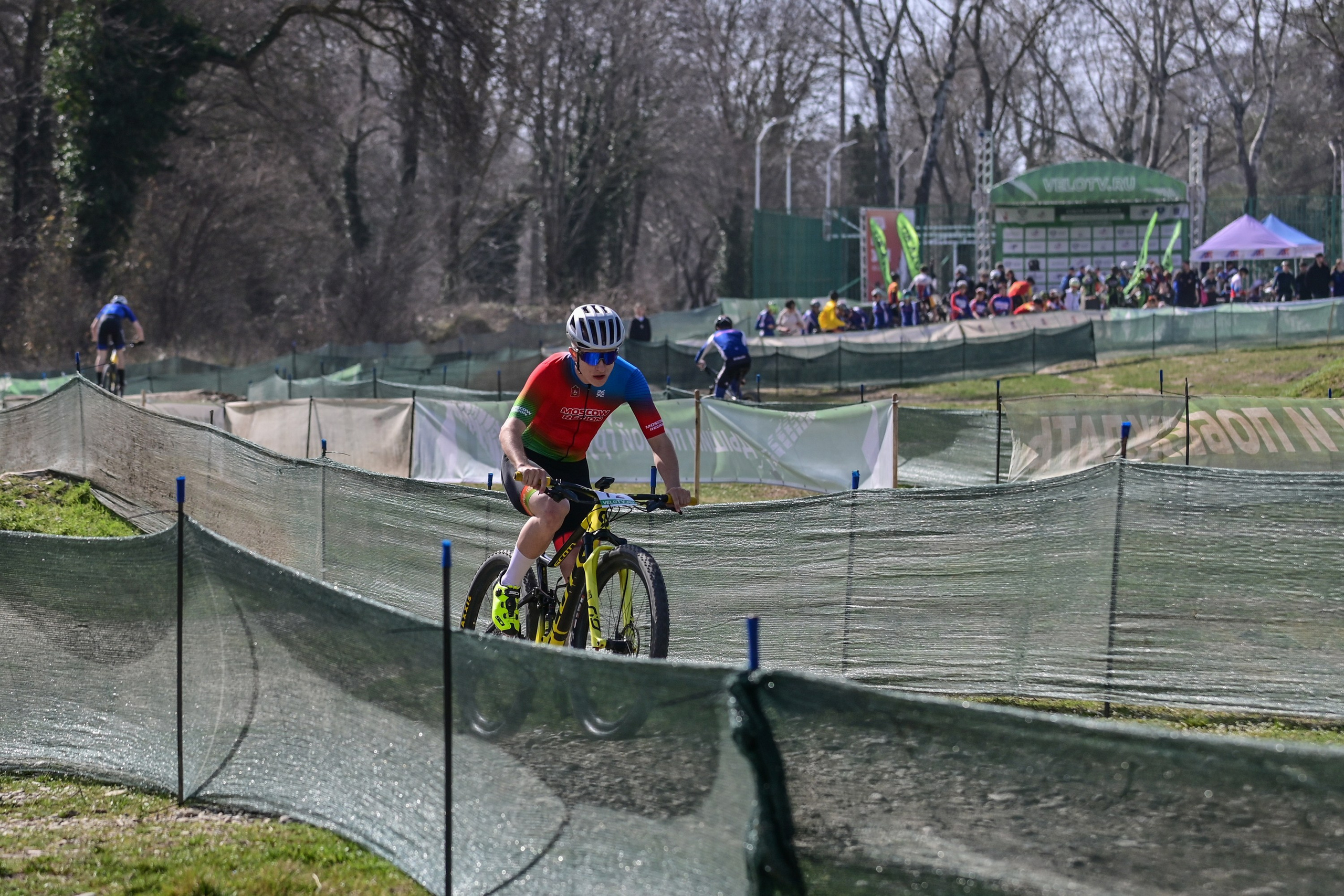 Маунтинбайк, кросс-кантри в Архипо-Осиповке 16 марта 2025. Спортивный фотограф, фотожурналист Павел Ларькин