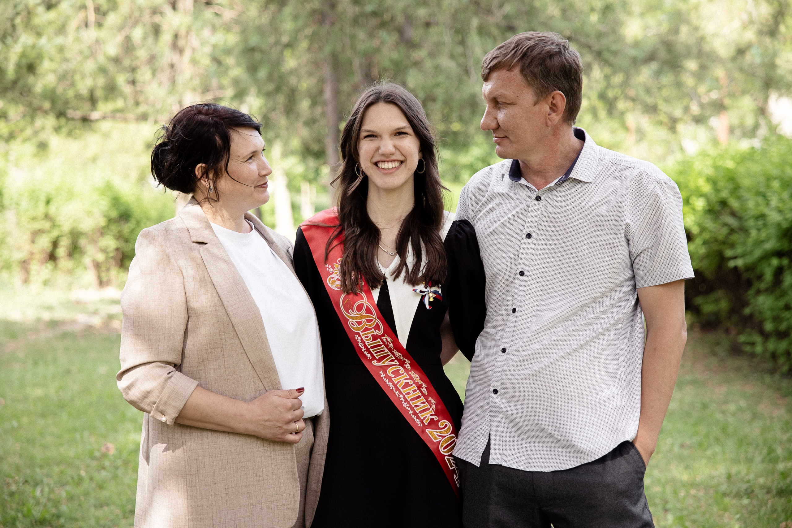 Последний звонок — линейка. Свадебный фотограф Роман Еремеев