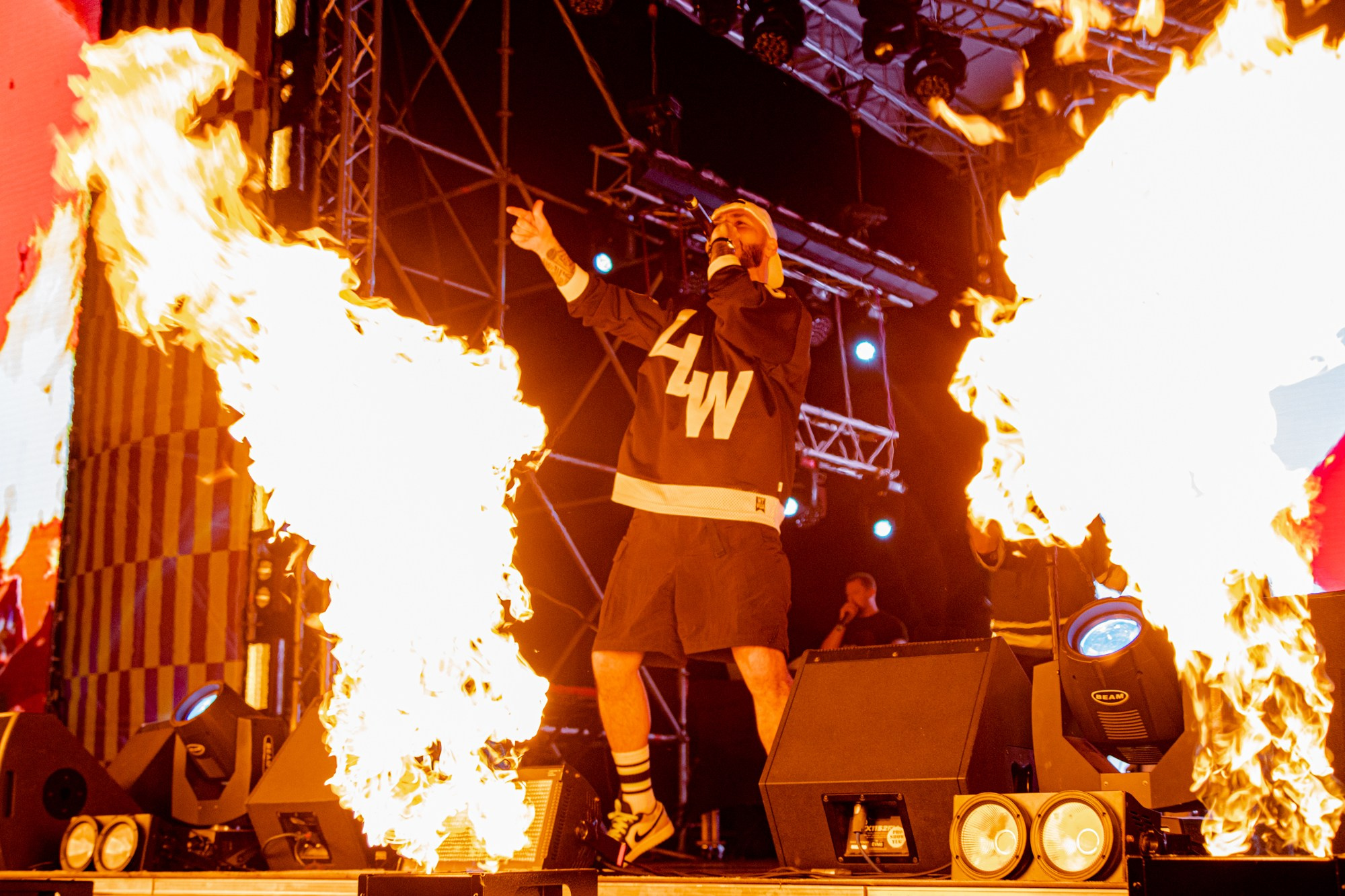 L'One. Репортажный, промышленный и маркетплейс-фотограф Дмитрий Чернат