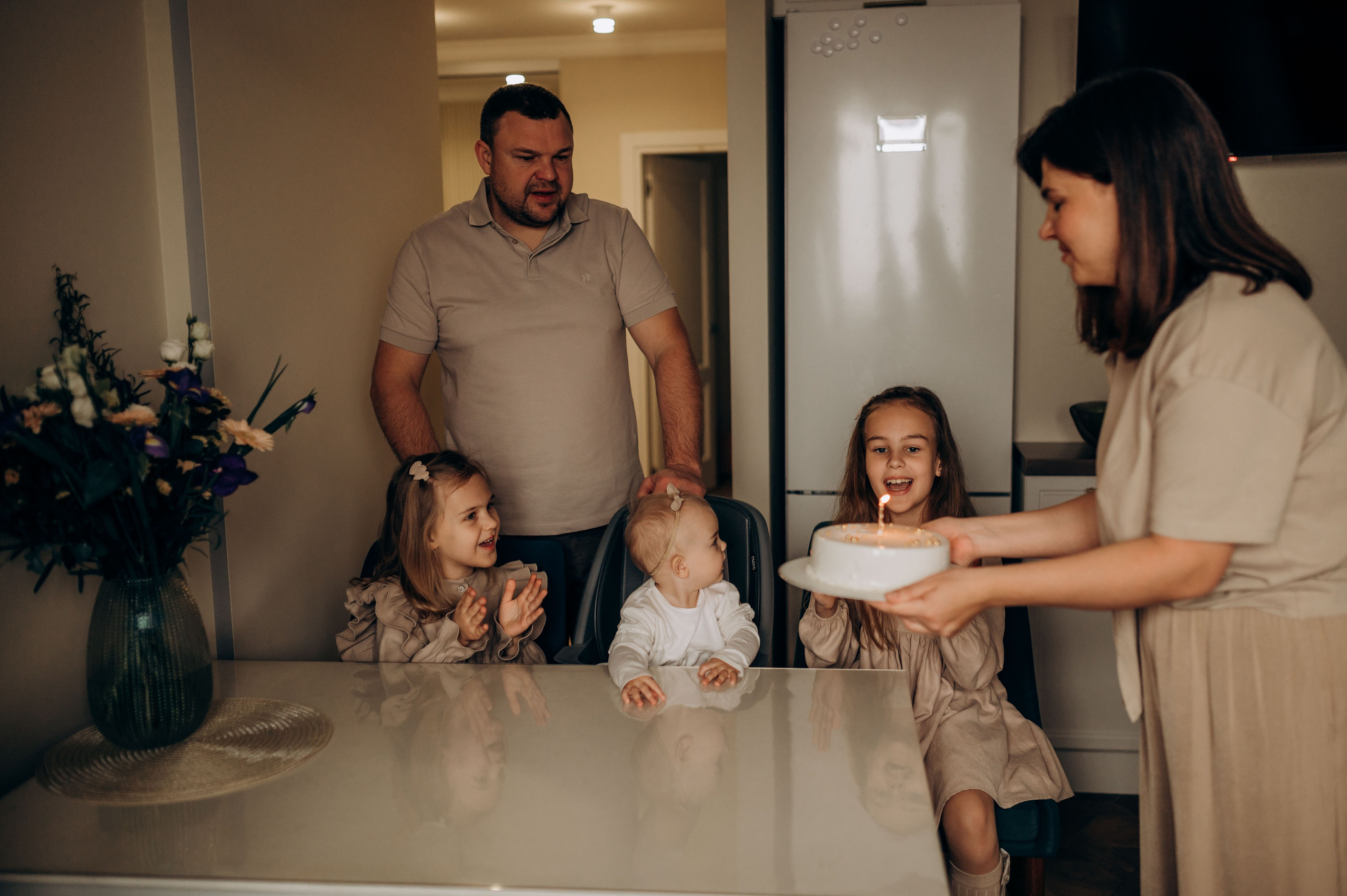 Годик младшей сестрёнке. Семейный фотограф в Домодедово и Москве Елена Пичугина