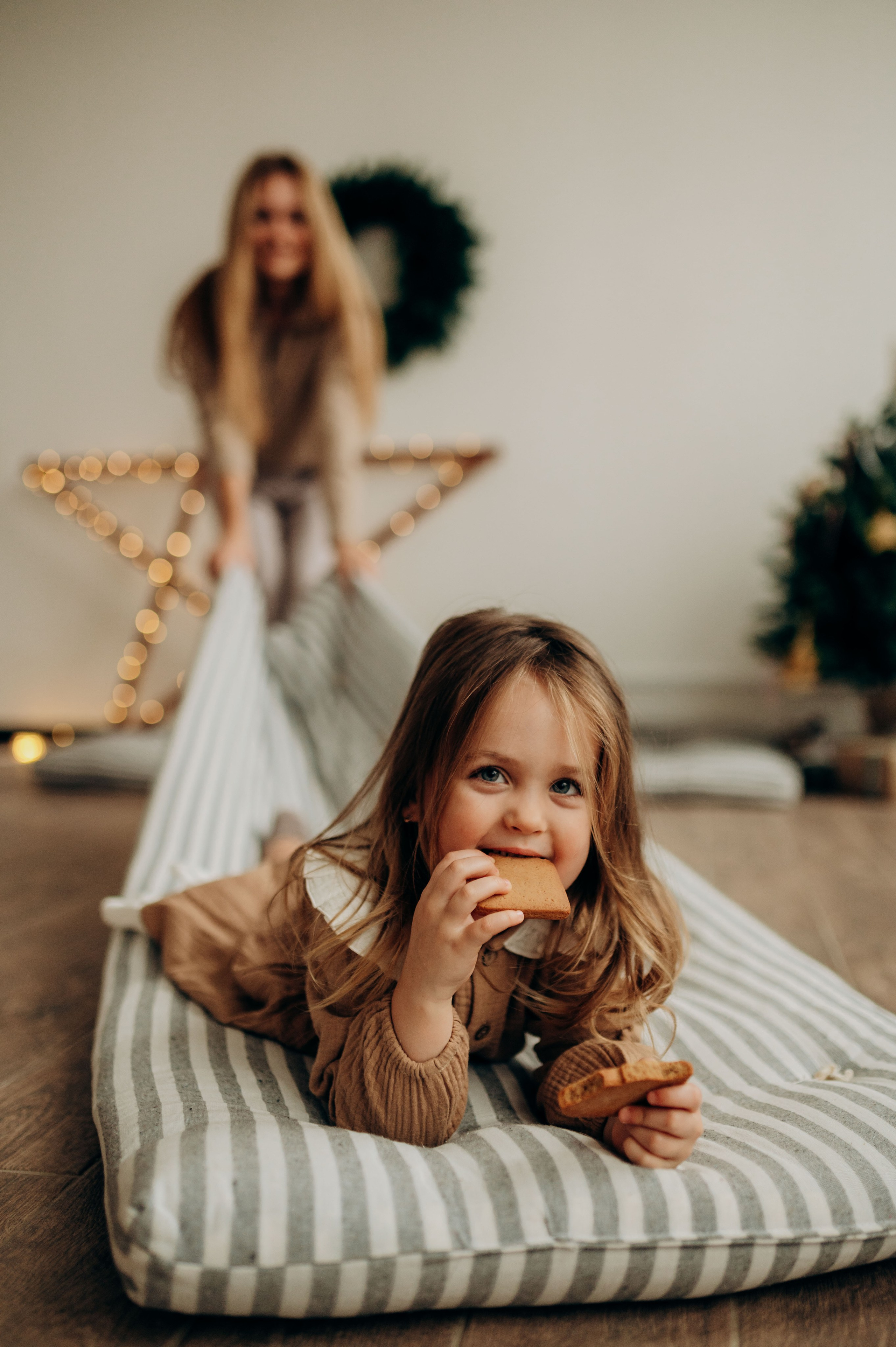 Семейная новогодняя фотосессия в студии. Семейный фотограф в Домодедово и Москве Елена Пичугина