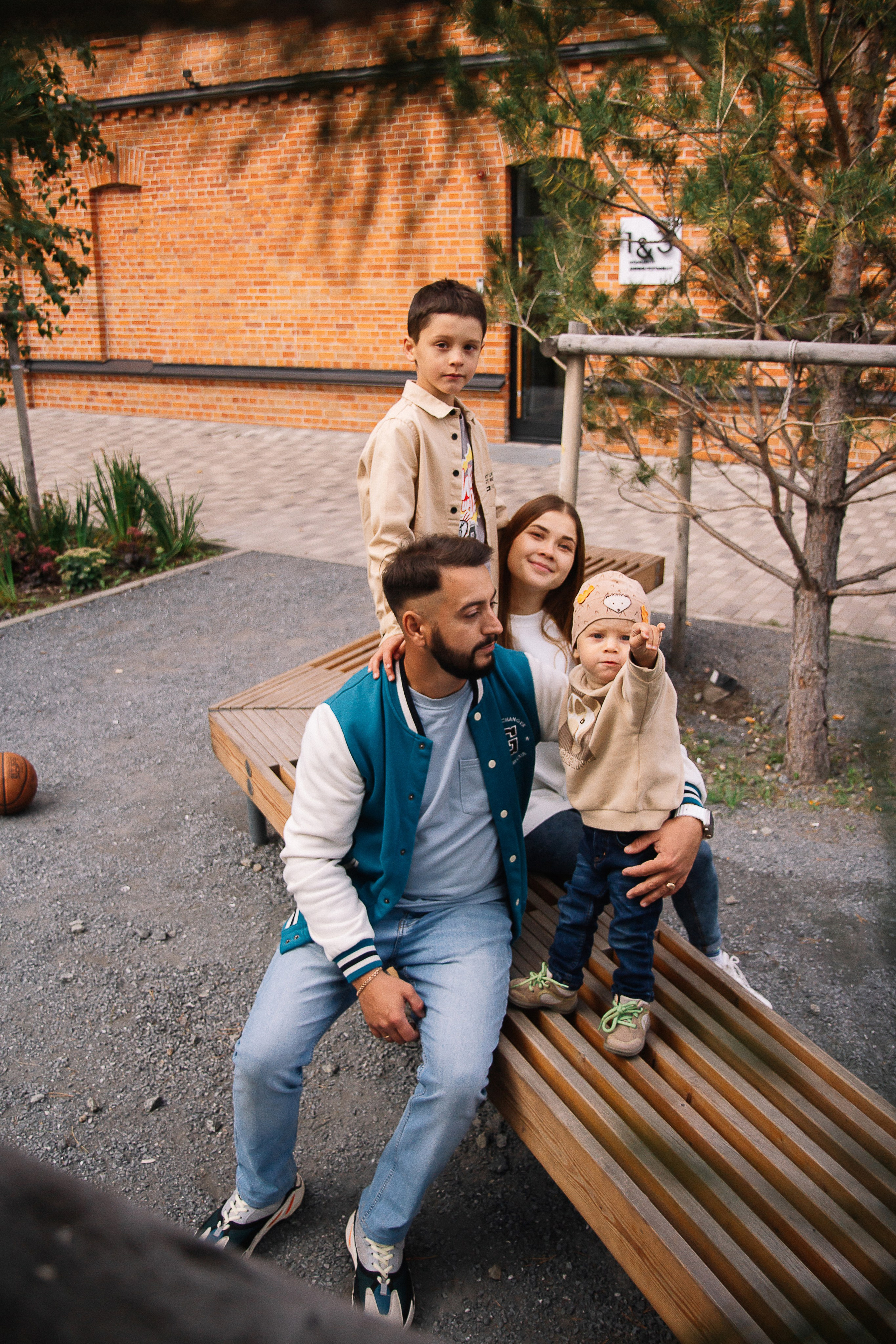 Семейная прогулка в Михайловском парке. Семейный фотограф в Томске Максимова Екатерина
