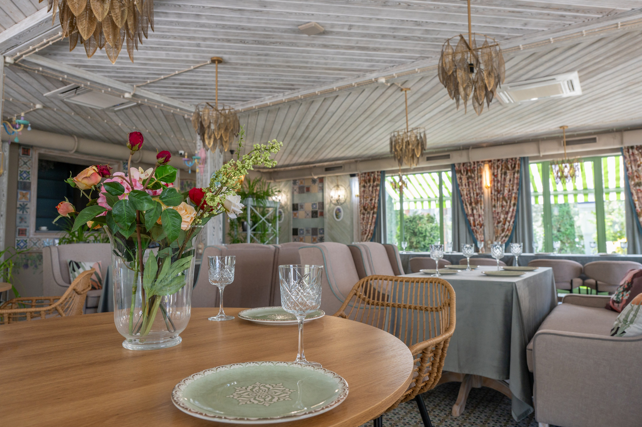 Фотосъемка зала ресторана для контента в Ростове-на-Дону 