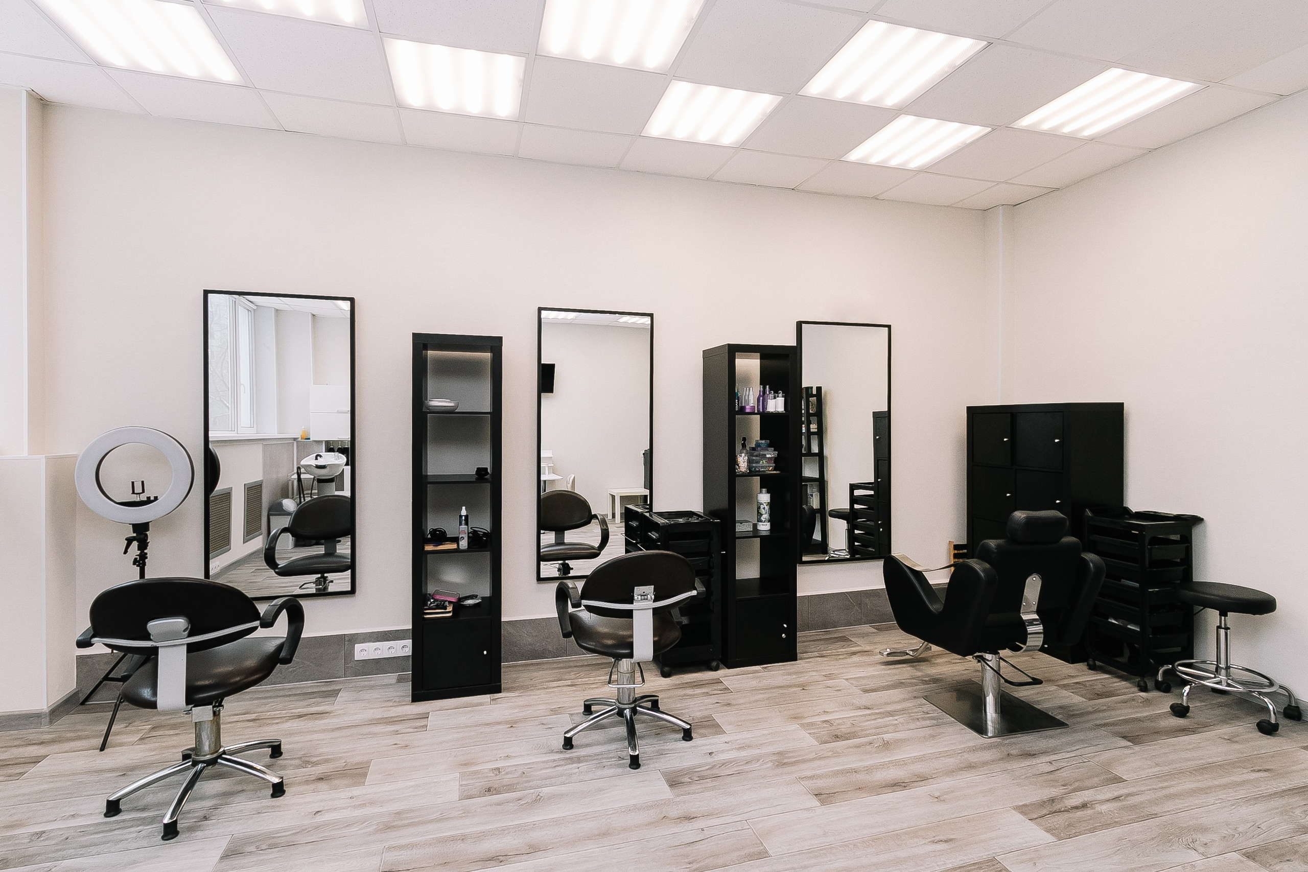 Салон красоты. Свадебный и репортажный фотограф в Новосибирске Матлак Дарья