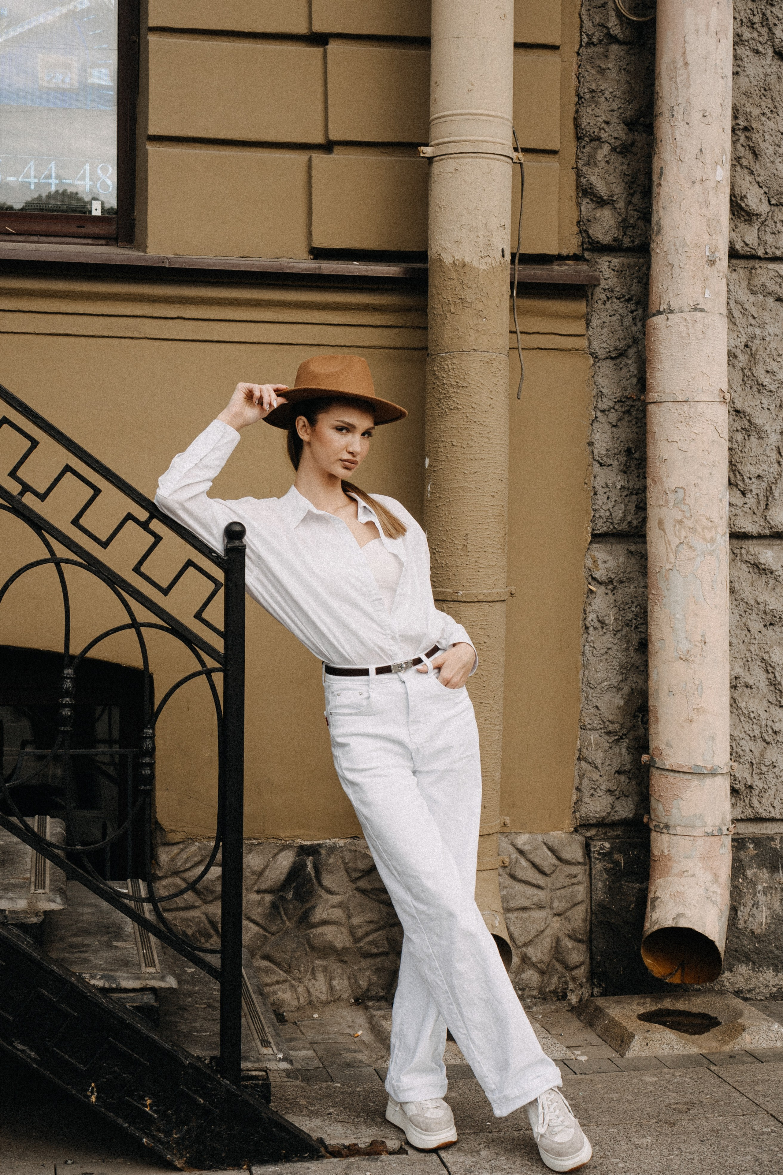 МЫ ГУЛЯЛИ ПРО КРЫШАМ ПИТЕРА. Профессиональный фотограф, Санкт-Петербург — Виктория Богомолова