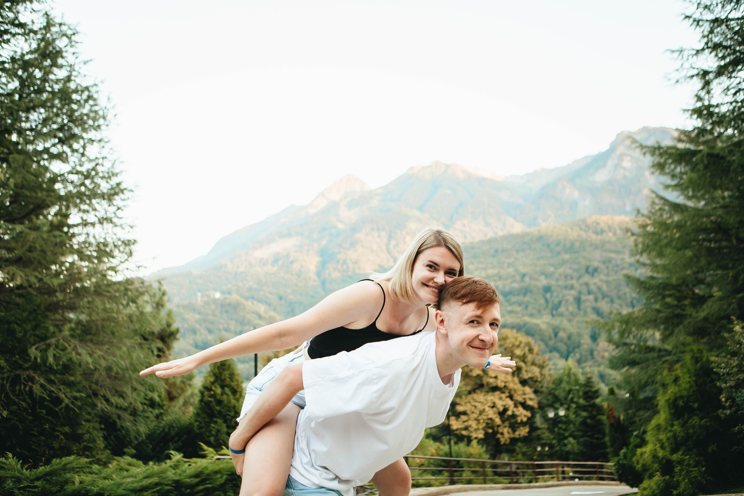 Мгновения любви. Семейный и свадебный фотограф Сочи Адлер Сириус Красная поляна
