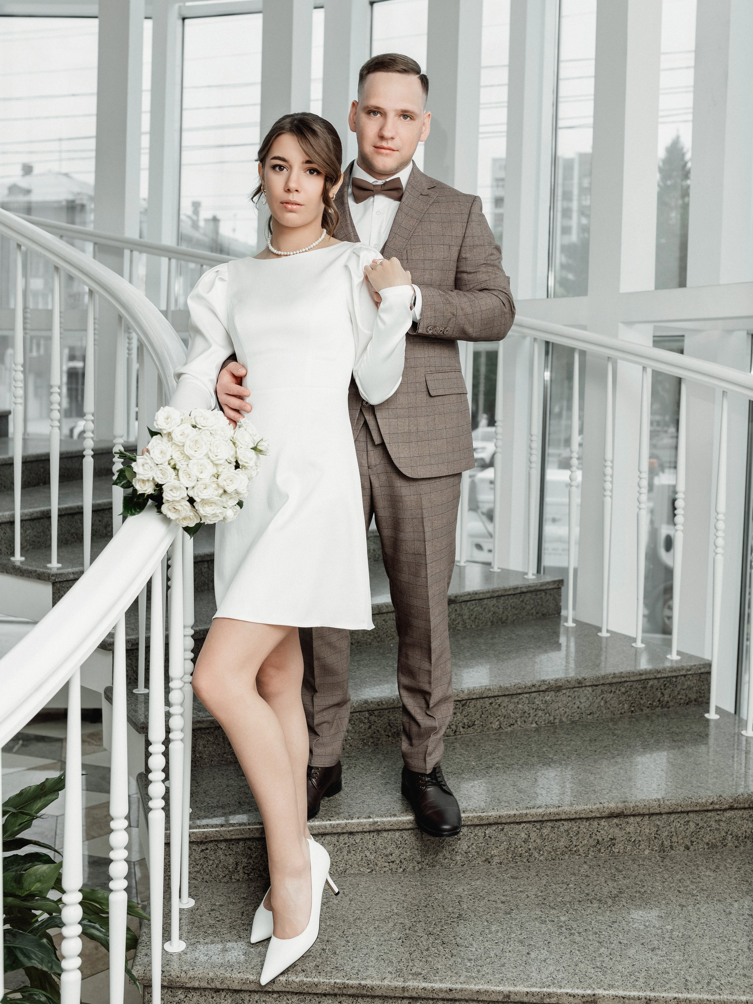 Свадебный фотограф в Центральном Загсе, Новосибирск | Яна Иванова. Семейный и свадебный фотограф в Новосибирске Иванова Яна