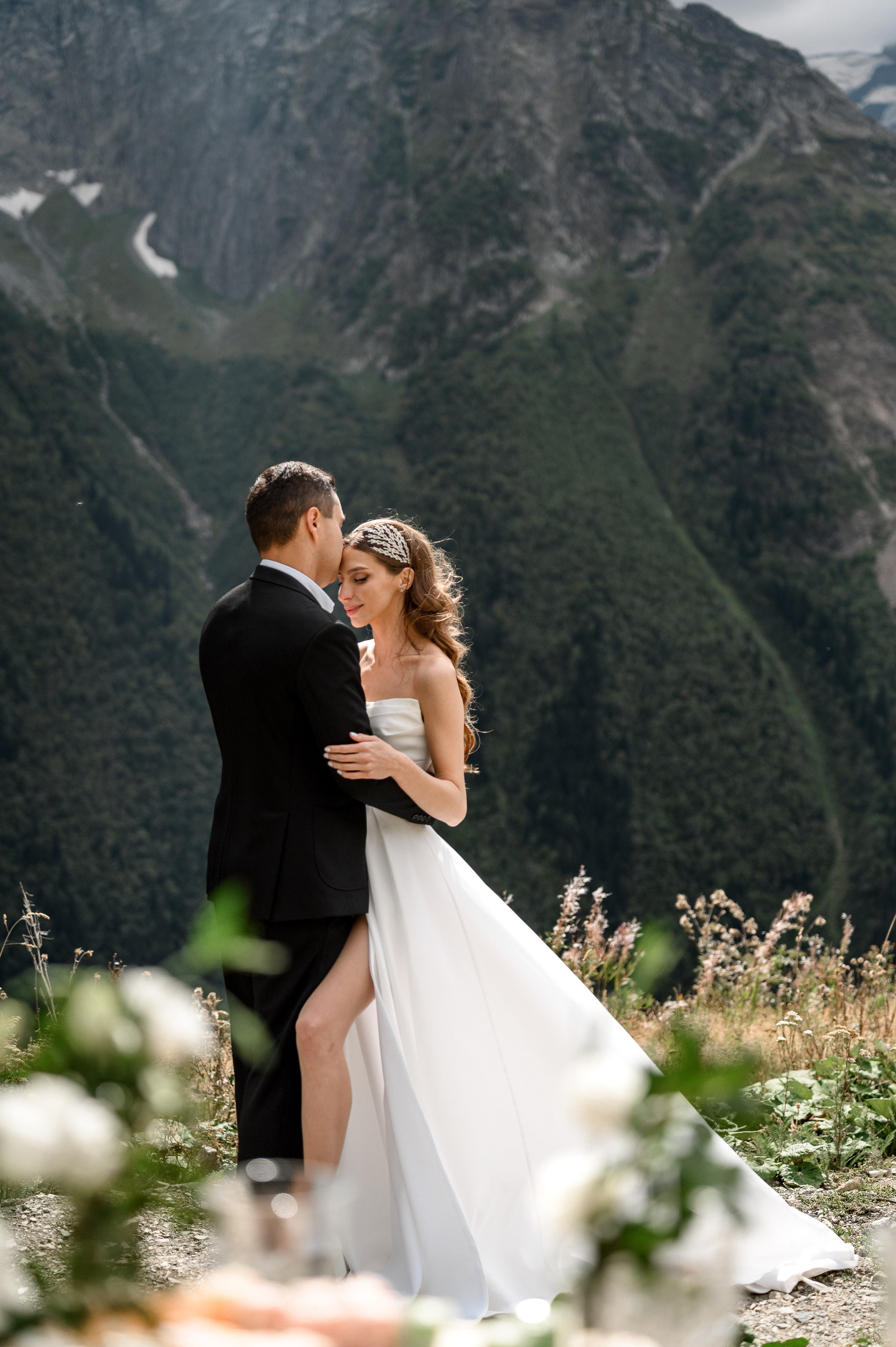 Горная свадьба Рината и Регины (09.09.24). Свадебный и travel фотограф в Волгограде, Сочи, Домбае, Европе