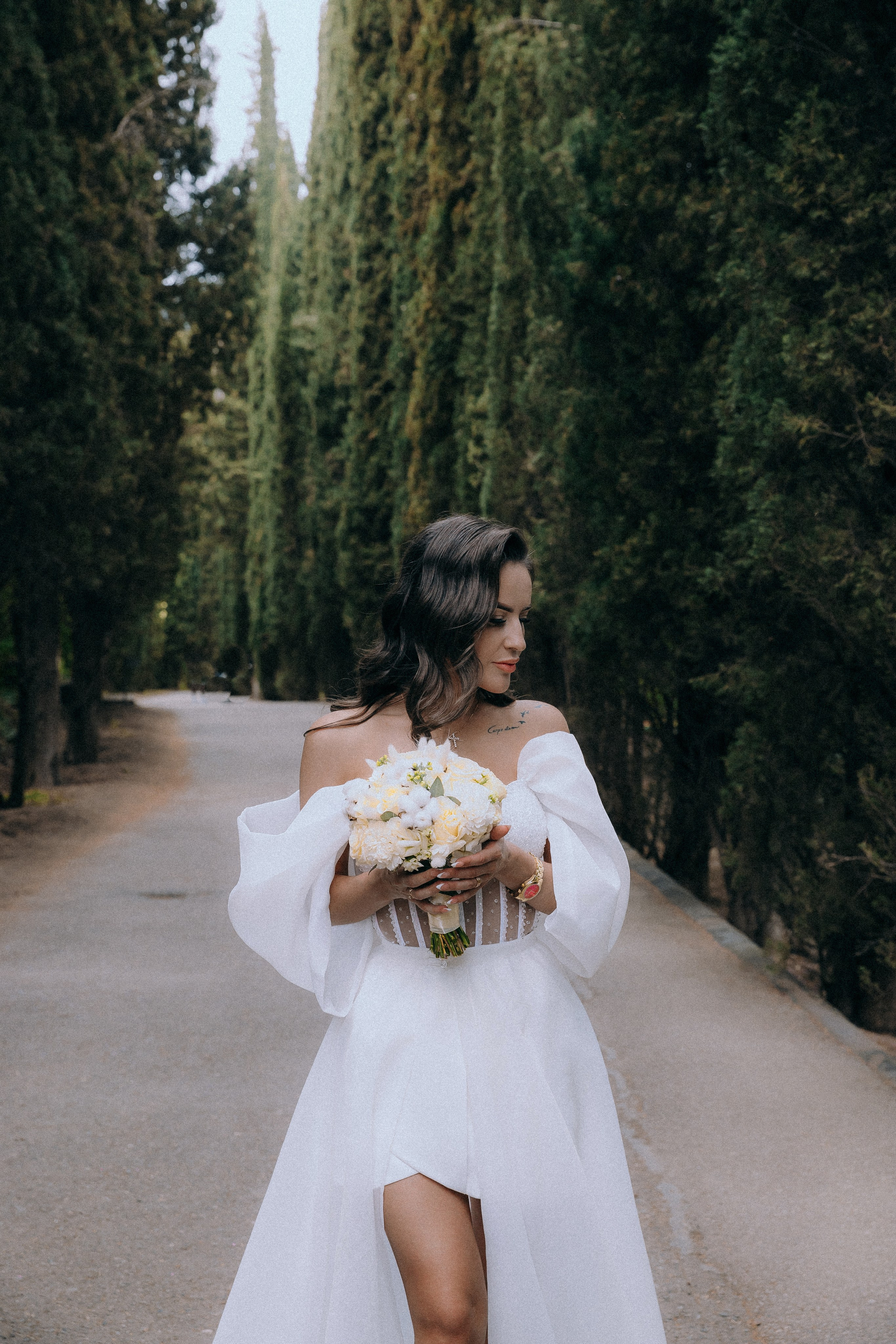 Свадебная фотосессия в ботаническом саду Тбилиси. Свадебный фотограф Грузия Тбилиси