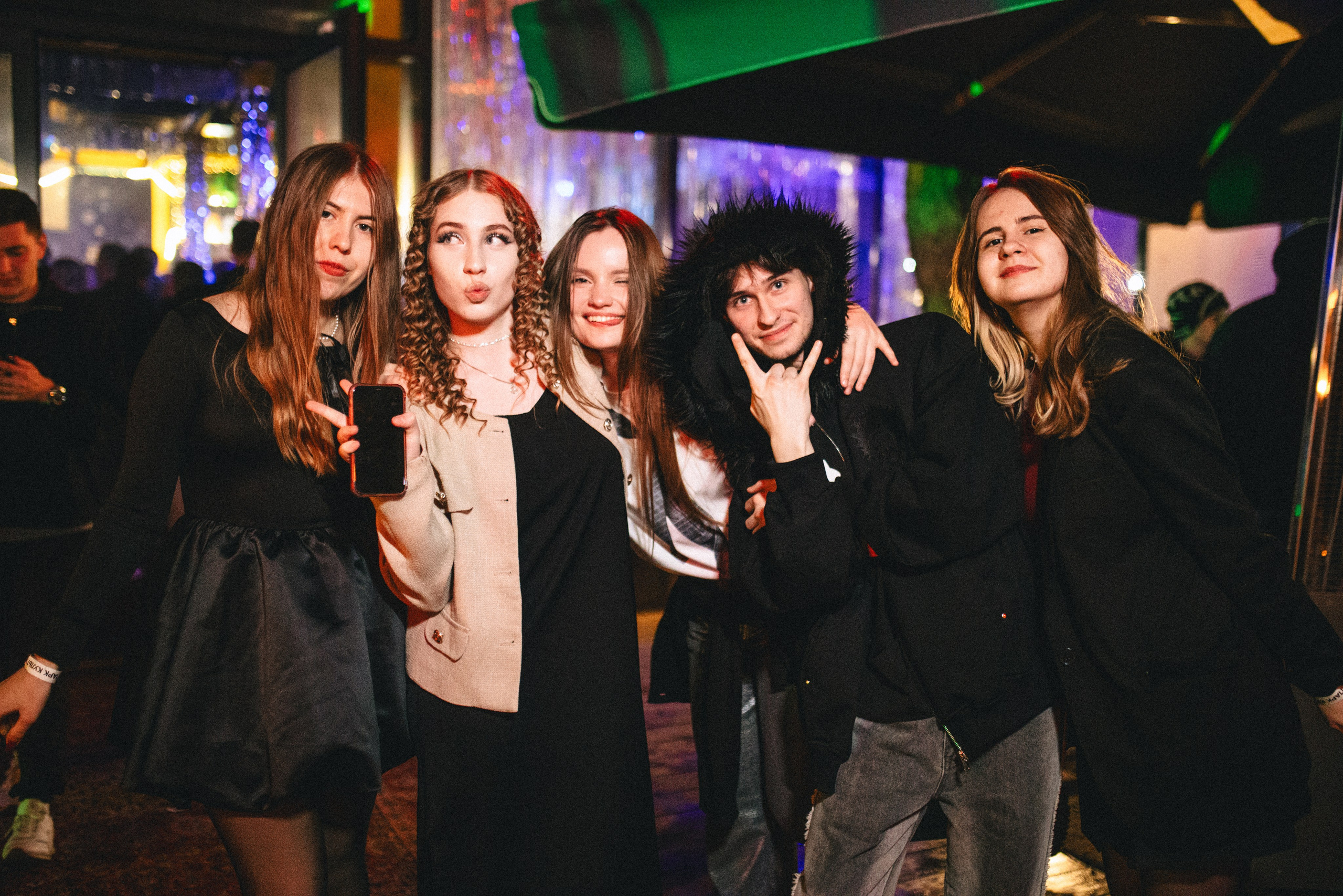 НОВОГОДНЯЯ ВЕЧЕРИНКА 90-х | Парк Культуры. Фотограф в Ставрополе Алина Клочкова