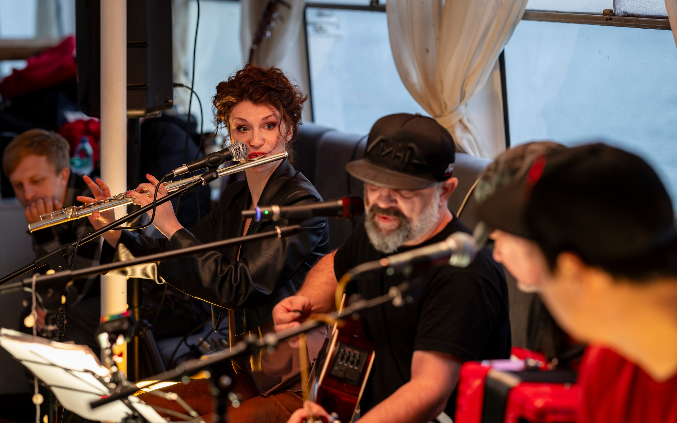 Рок-квартирник на теплоходе. Bertran Ordo