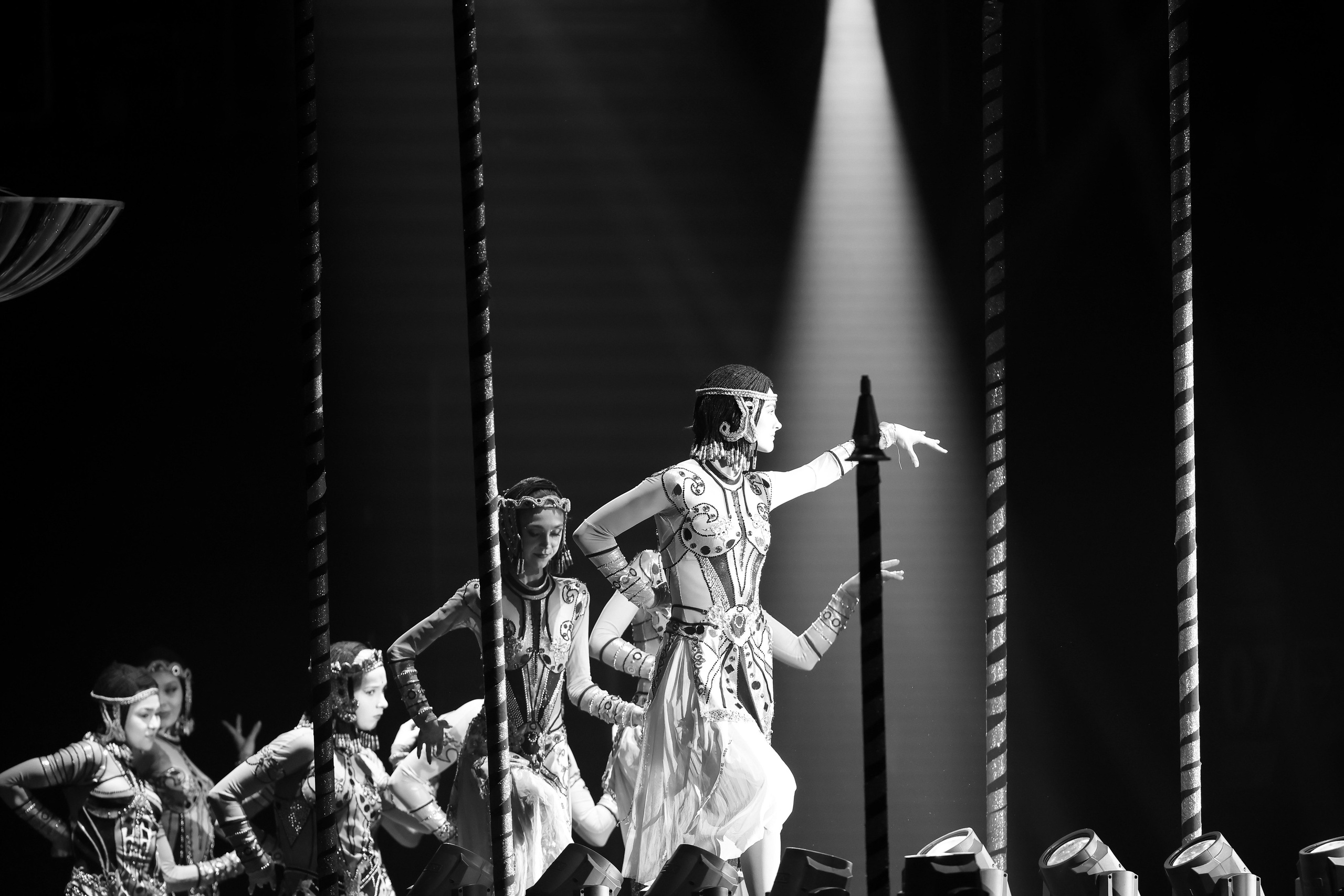 «История любви Шахеризады» шоу на льду 03.01.2024. Спортивный и репортажный фотограф Антон Тереханов