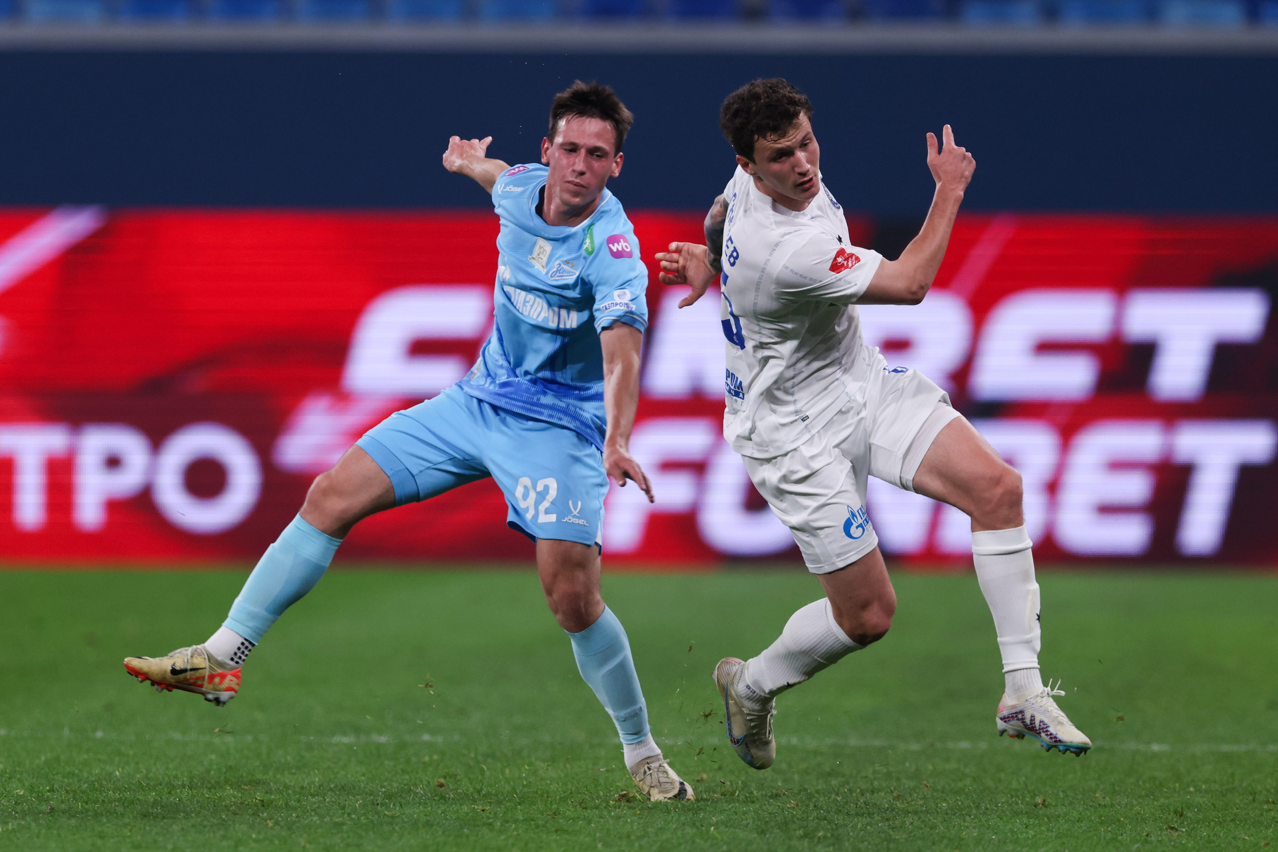 ФК Зенит -ФК Оренбург Fonbet Кубок России 2025/26. Спортивный и репортажный фотограф Антон Тереханов