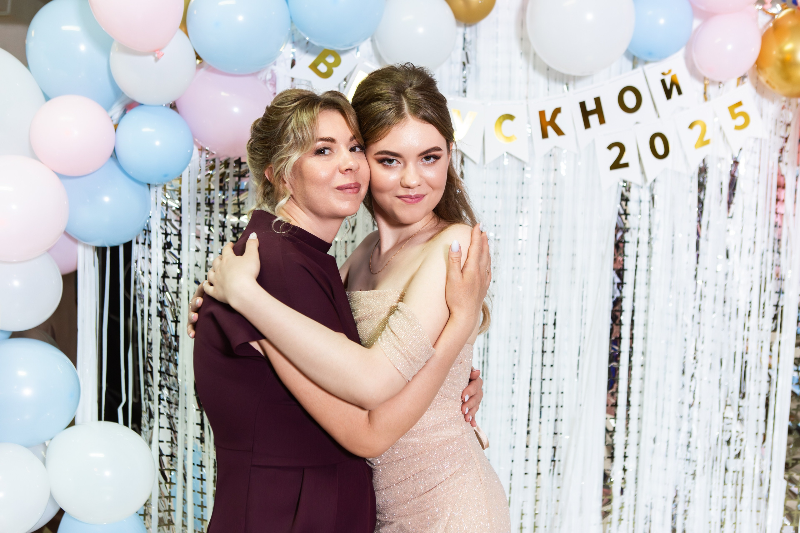 ФОТОСЕССИЯ С РОДИТЕЛЯМИ ВЫПУСКНОЙ 2025 9 ШКОЛА Г.МЦЕНСК. Профессиональный фотограф в Мценске и Орловской области