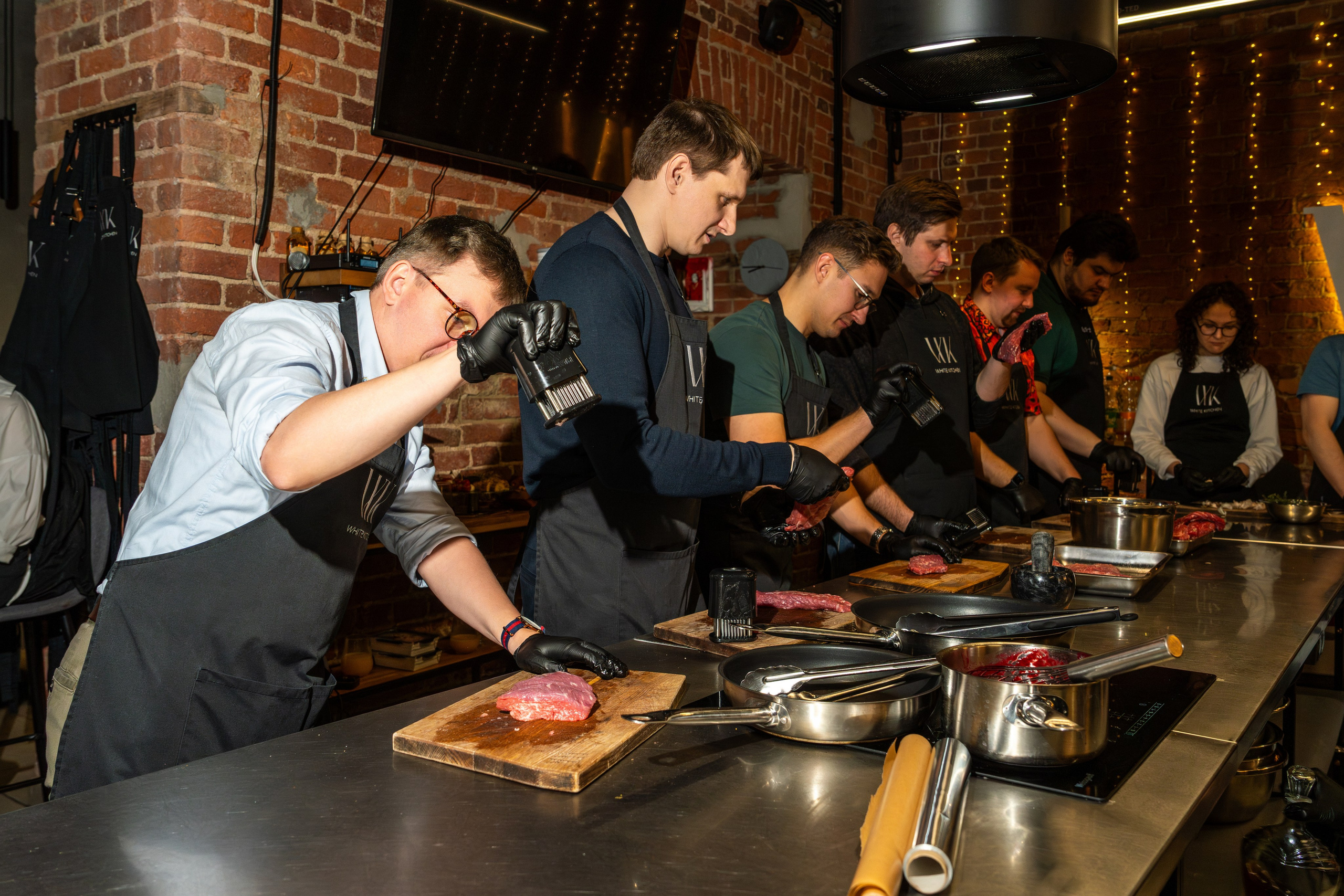 Корпоратив в кулинарной школе White Kitchen