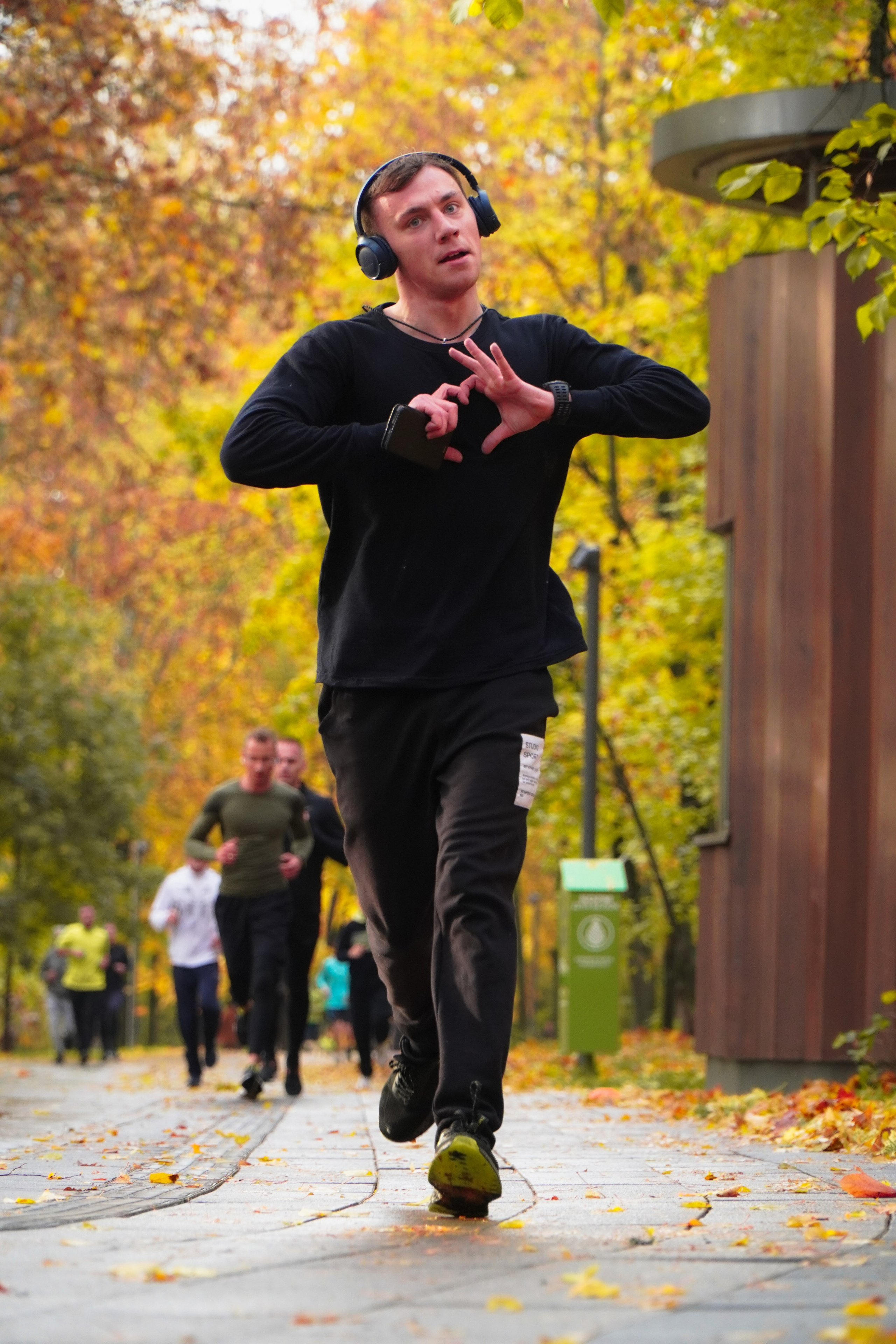 5 вёрст Наташинский 11 октября 2025. Роман Капилюшов. Бег. Фото. Видео. г. Люберцы