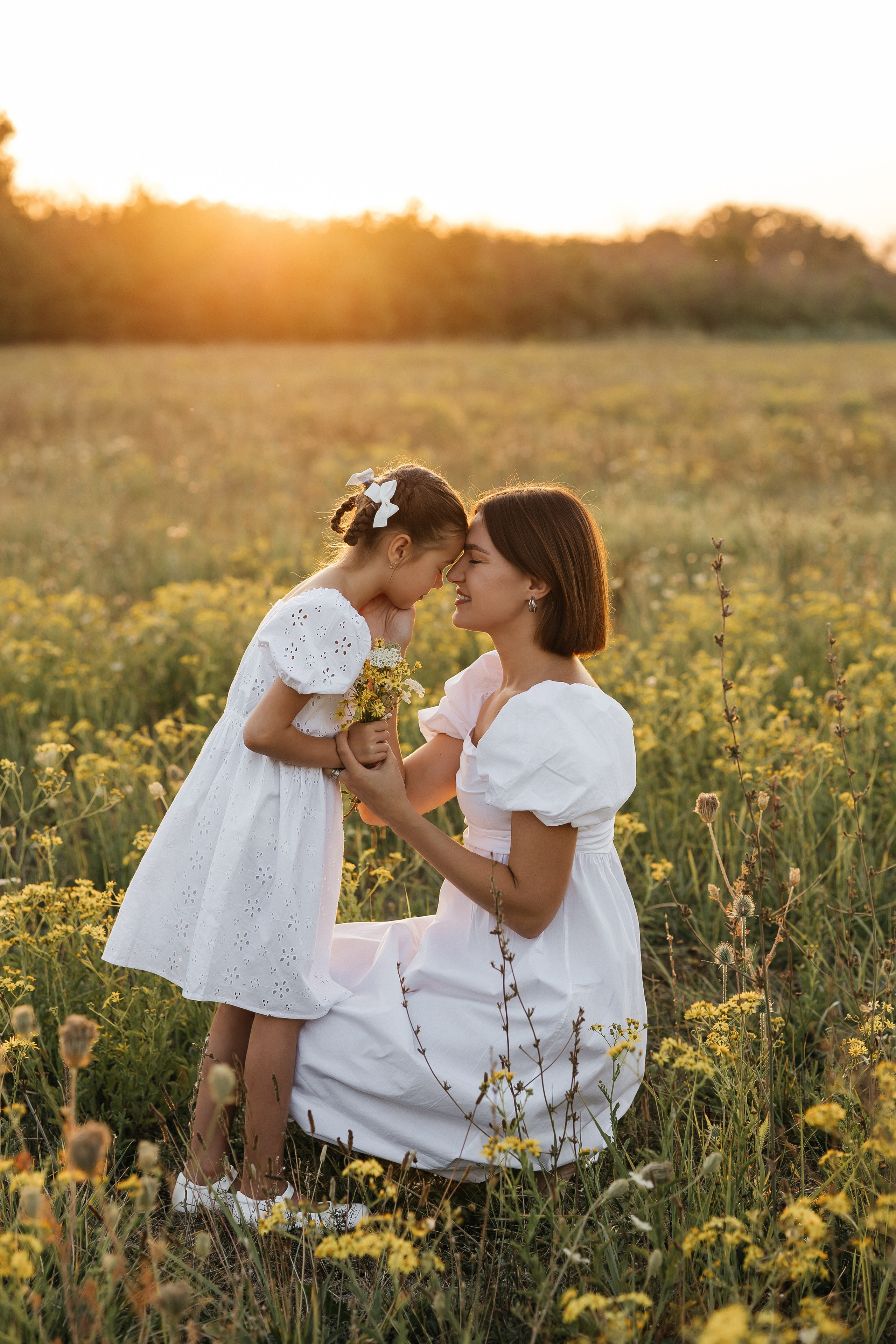 Фотосессия в поле. Семейный фотограф Клименко Дарья в станице Ленинградская