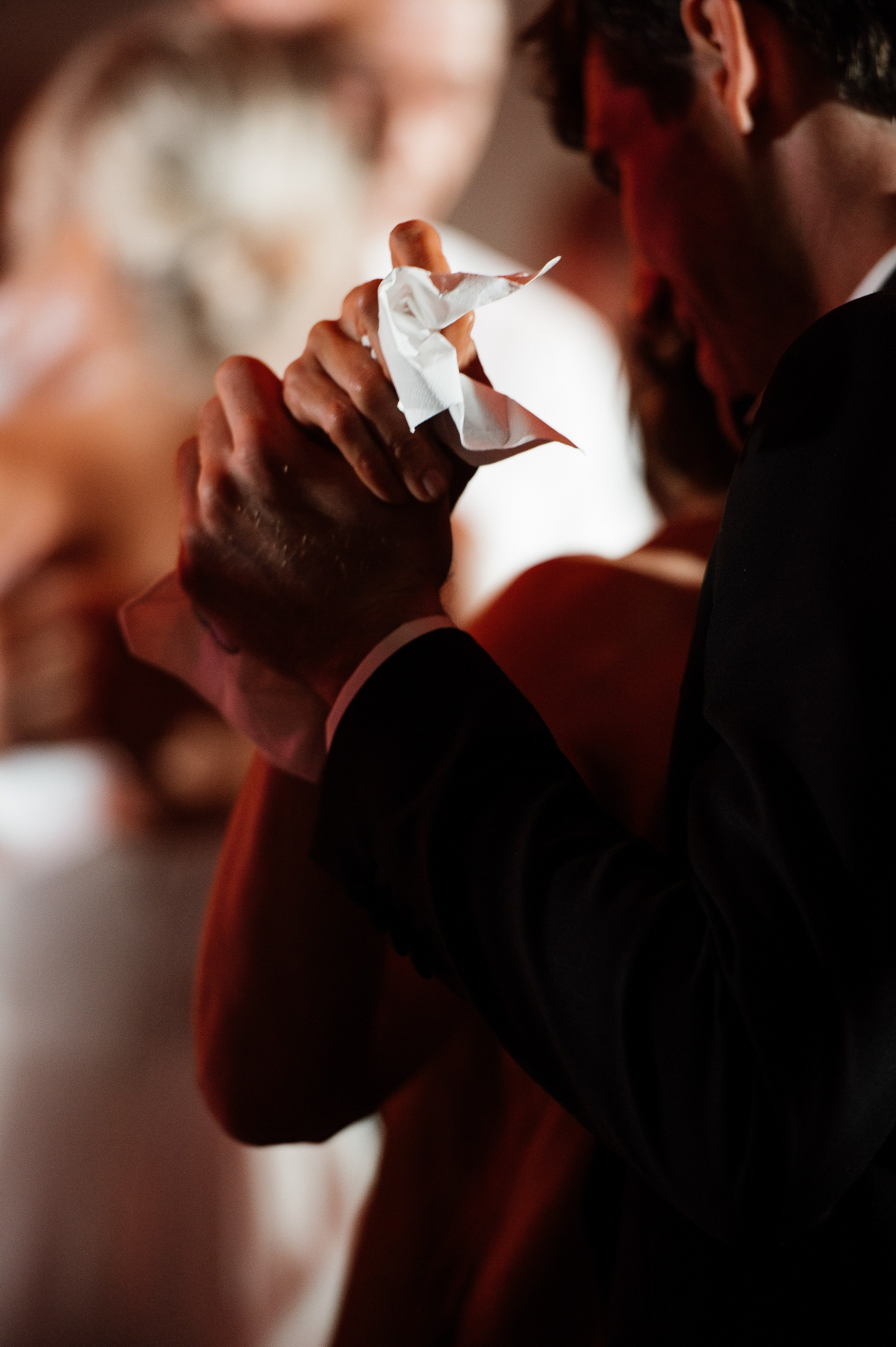 Suit up. Свадебный фотограф Саша Базенко