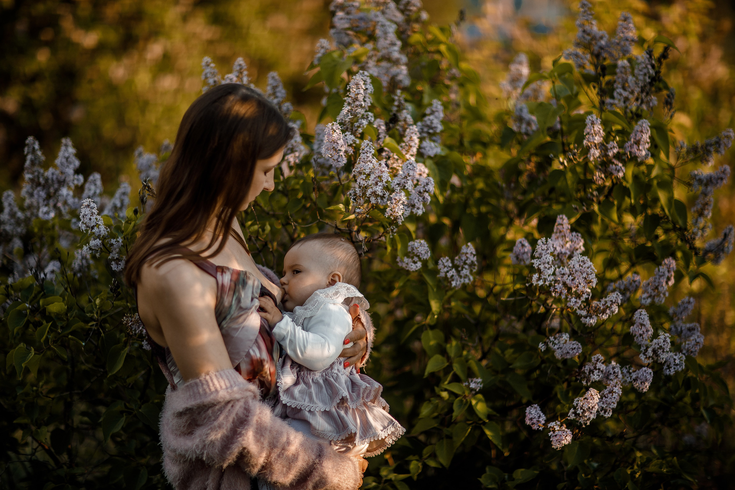 МАМА и малыш. Фотограф материнства и таинства кормления Екатерина Кузьмин