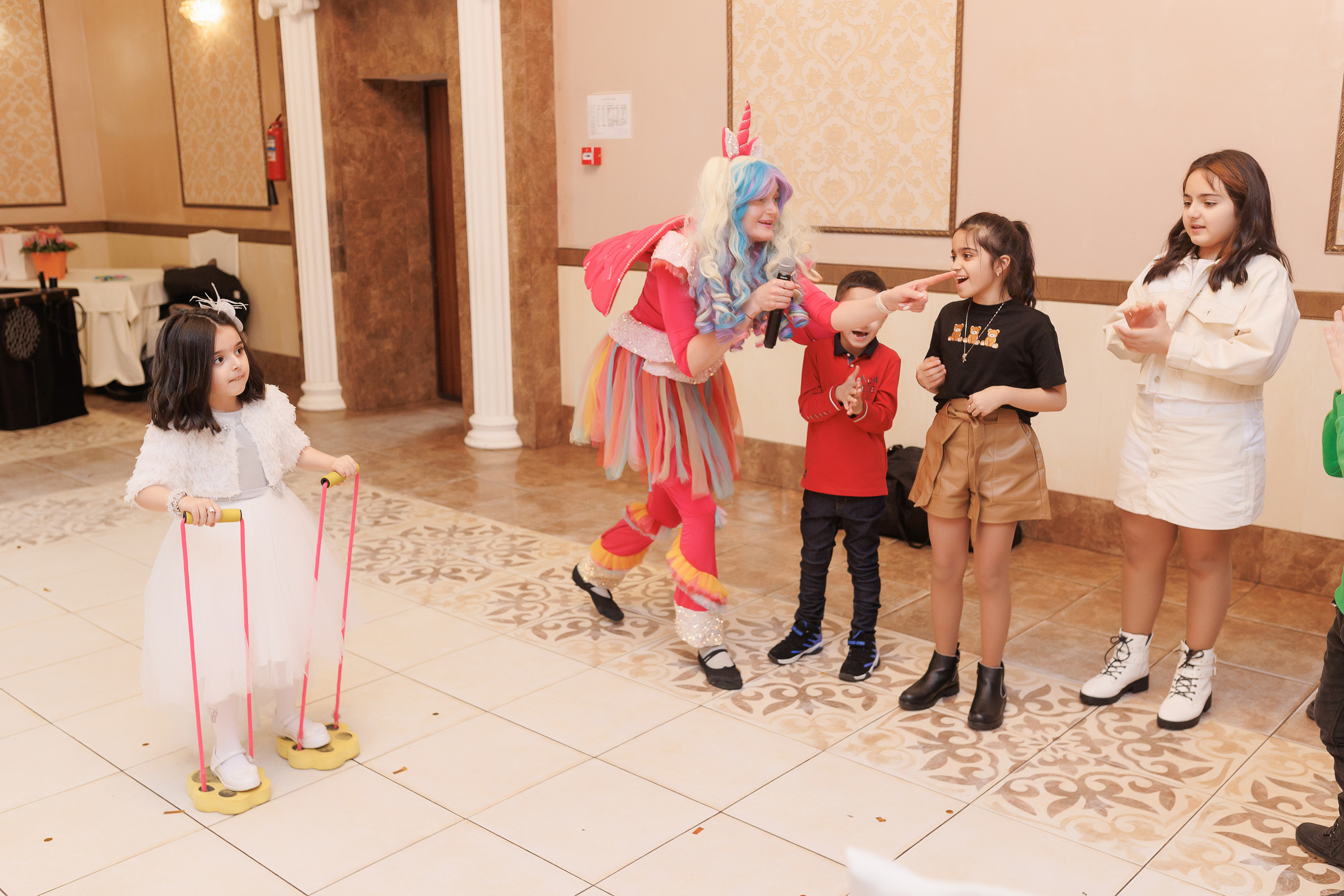 Фотограф на день рождения, мероприятие и банкет Твери. Свадебный и семейный фотограф в Твери и Тверской области