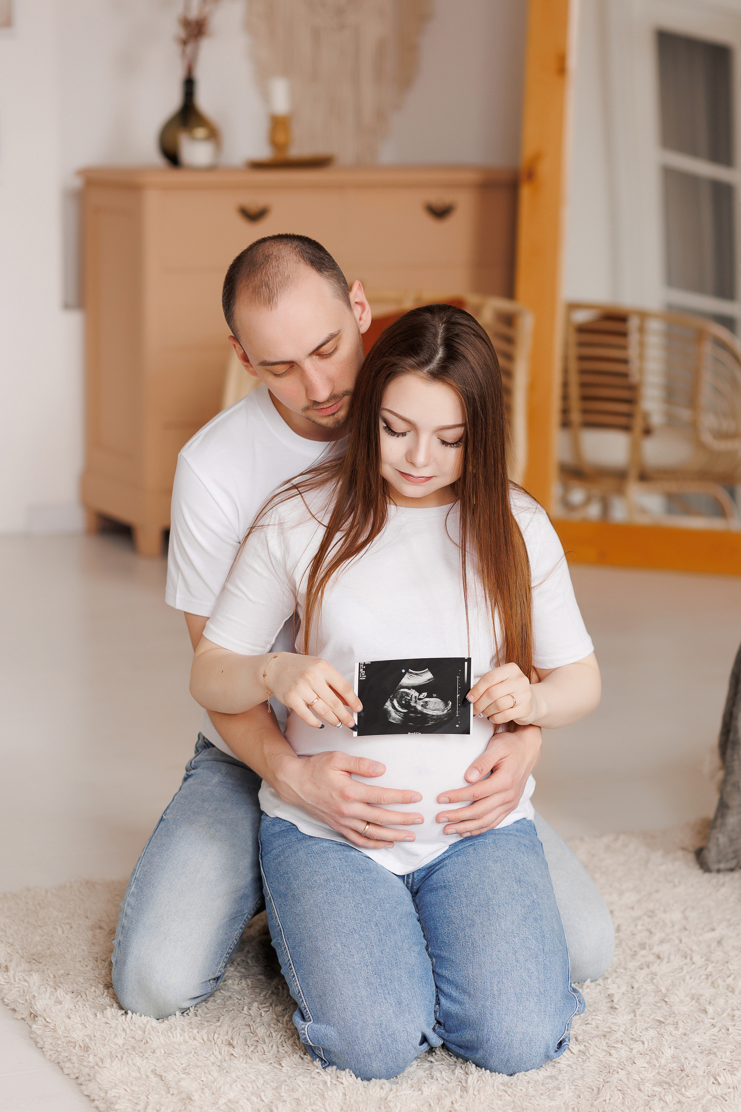 Фотосессия беременности в Твери. Свадебный и семейный фотограф в Твери и Тверской области