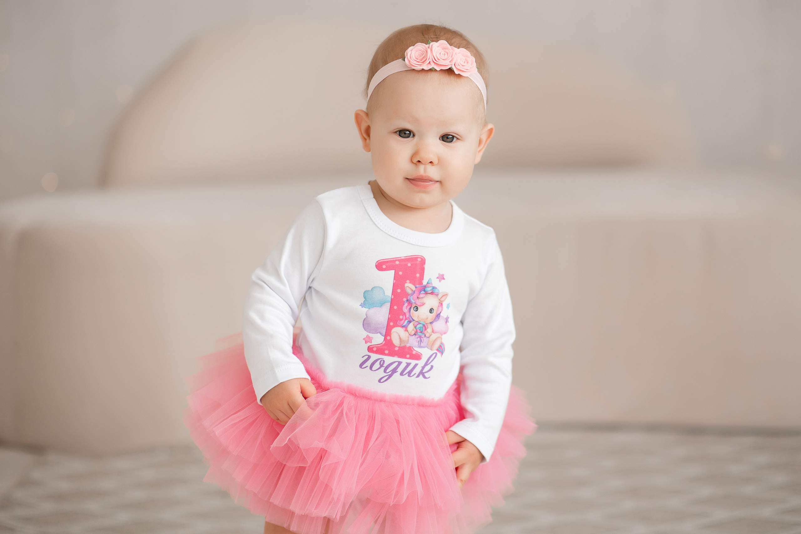 Семейная фотосессия в фотостудии и на природе в Твери. Свадебный и семейный фотограф в Твери и Тверской области