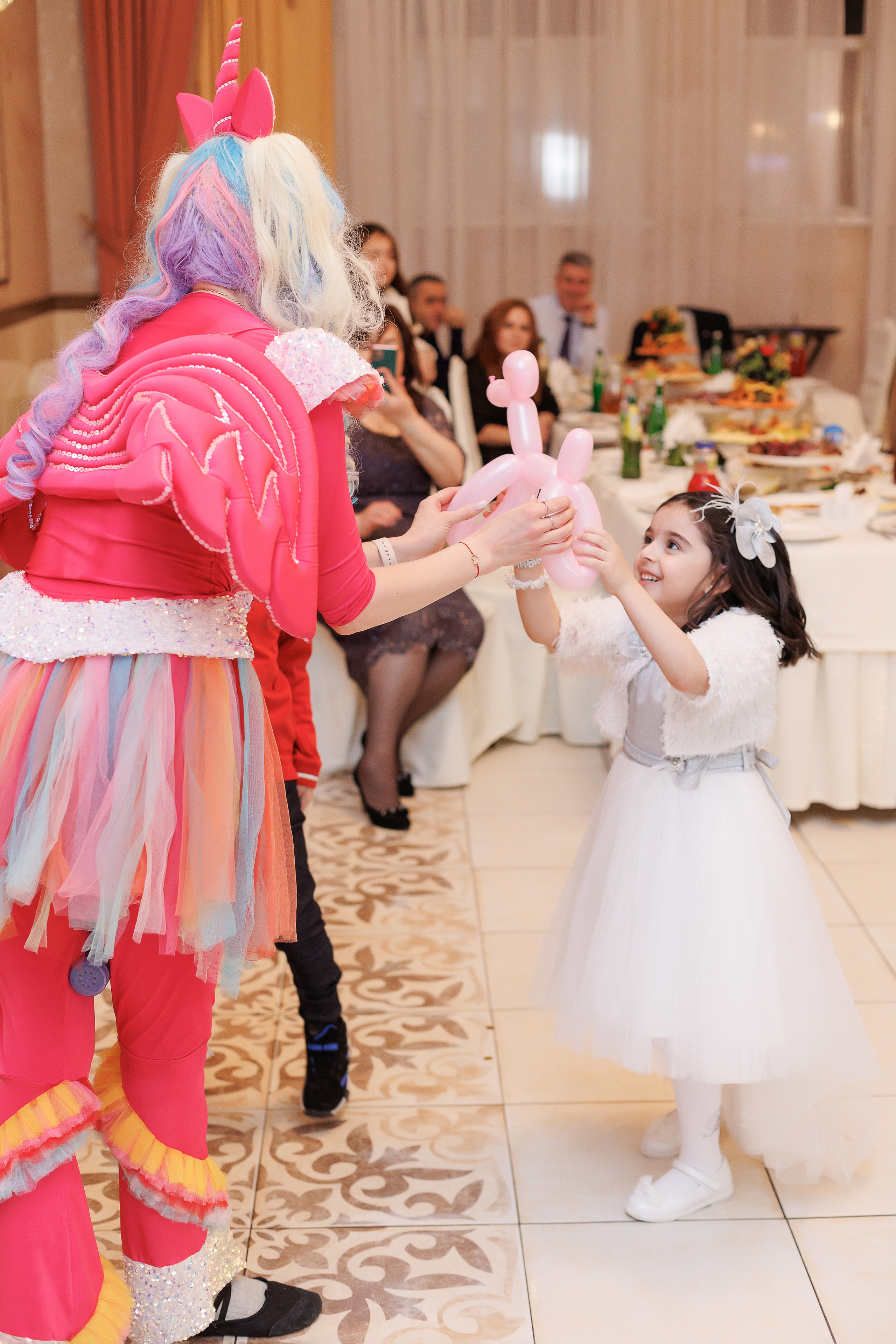 Фотограф на день рождения, мероприятие и банкет Твери. Свадебный и семейный фотограф в Твери и Тверской области