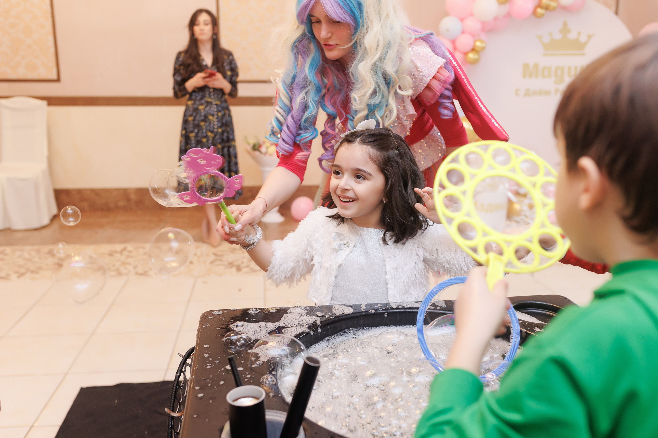 Фотограф на день рождения, мероприятие и банкет Твери. Свадебный и семейный фотограф в Твери и Тверской области