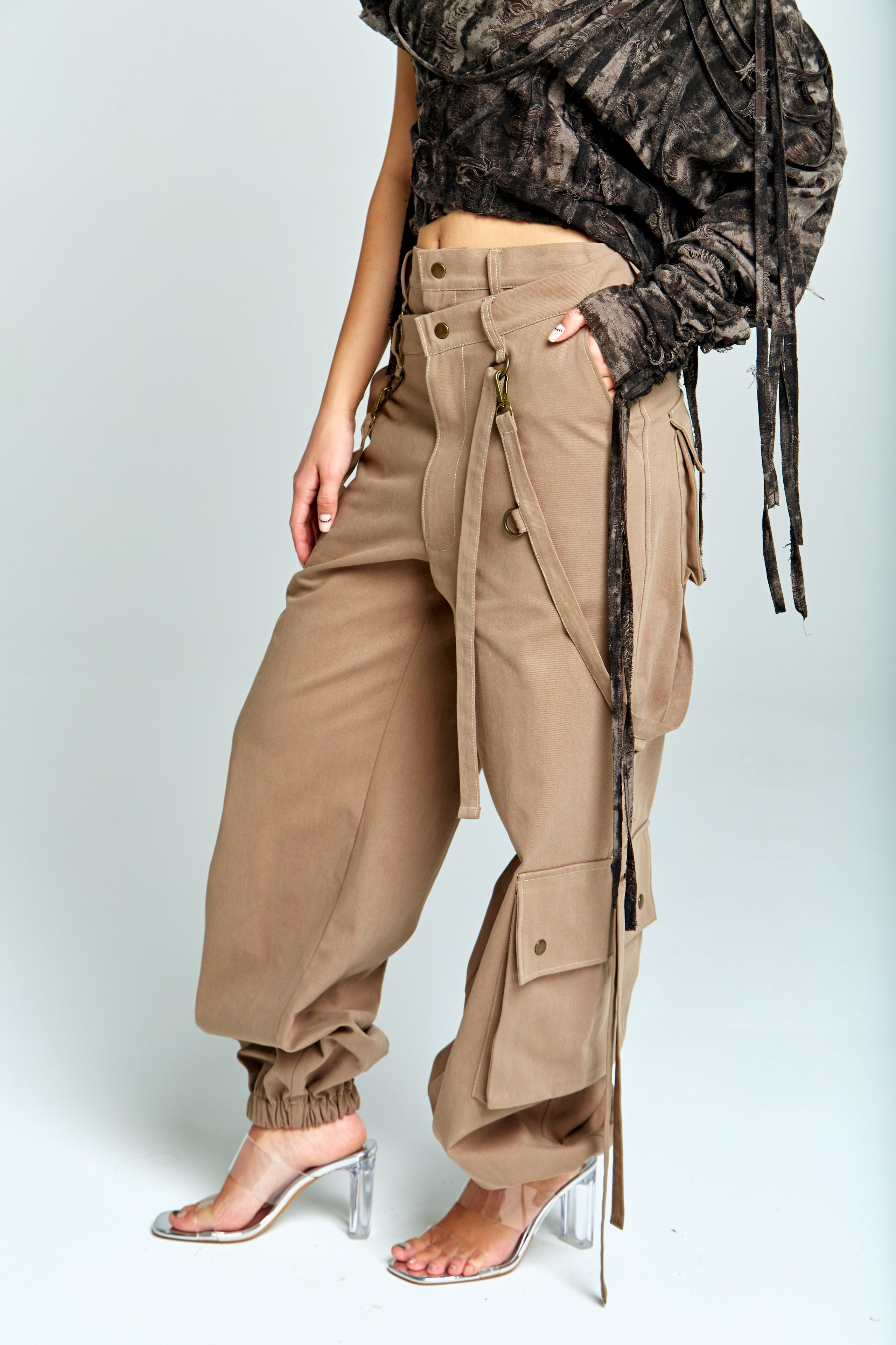 Каталог SMILYANDSKY. Коммерческий фешн и бьюти фотограф в Москве Березина Анна