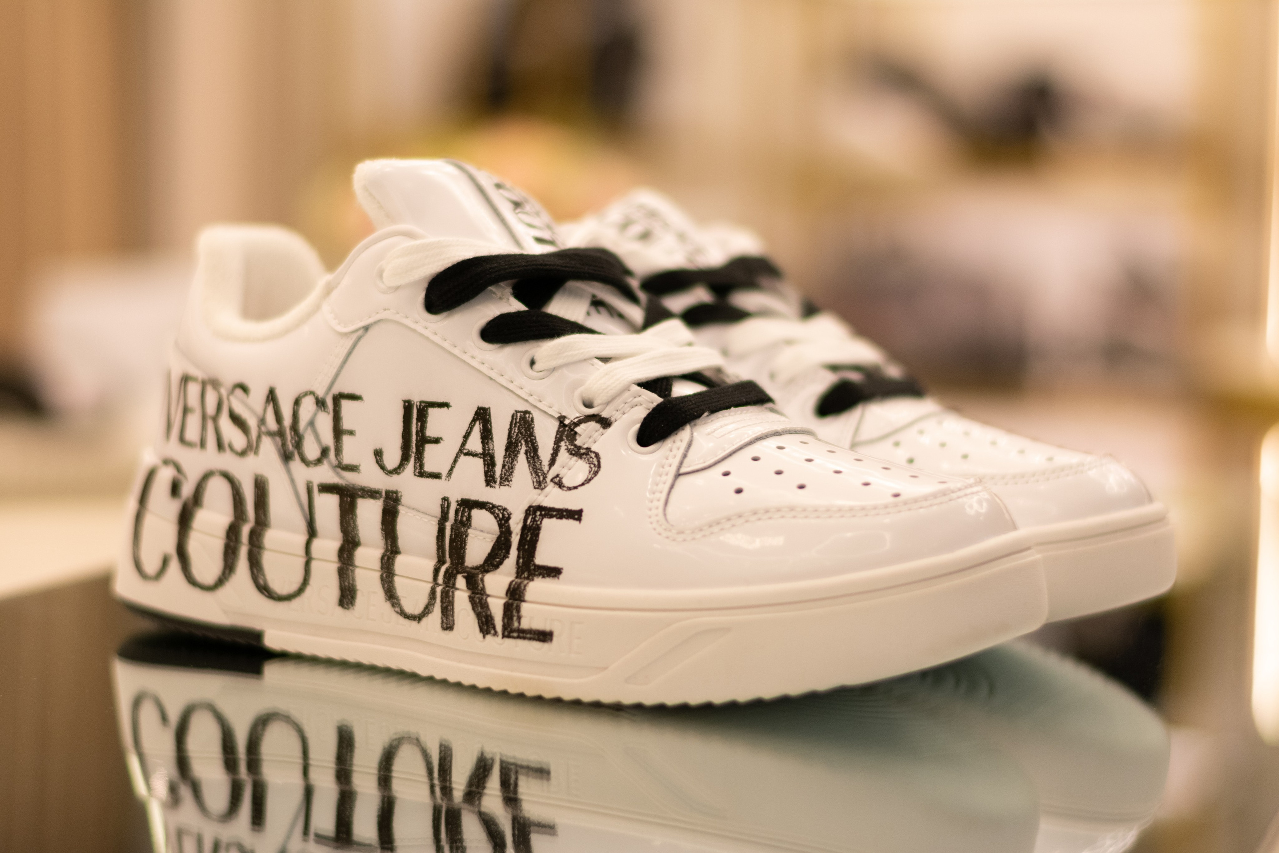 Для организаций. Предметная фотосессия для обувного магазина Capsula. Фотограф/видеограф Богдан Голованов