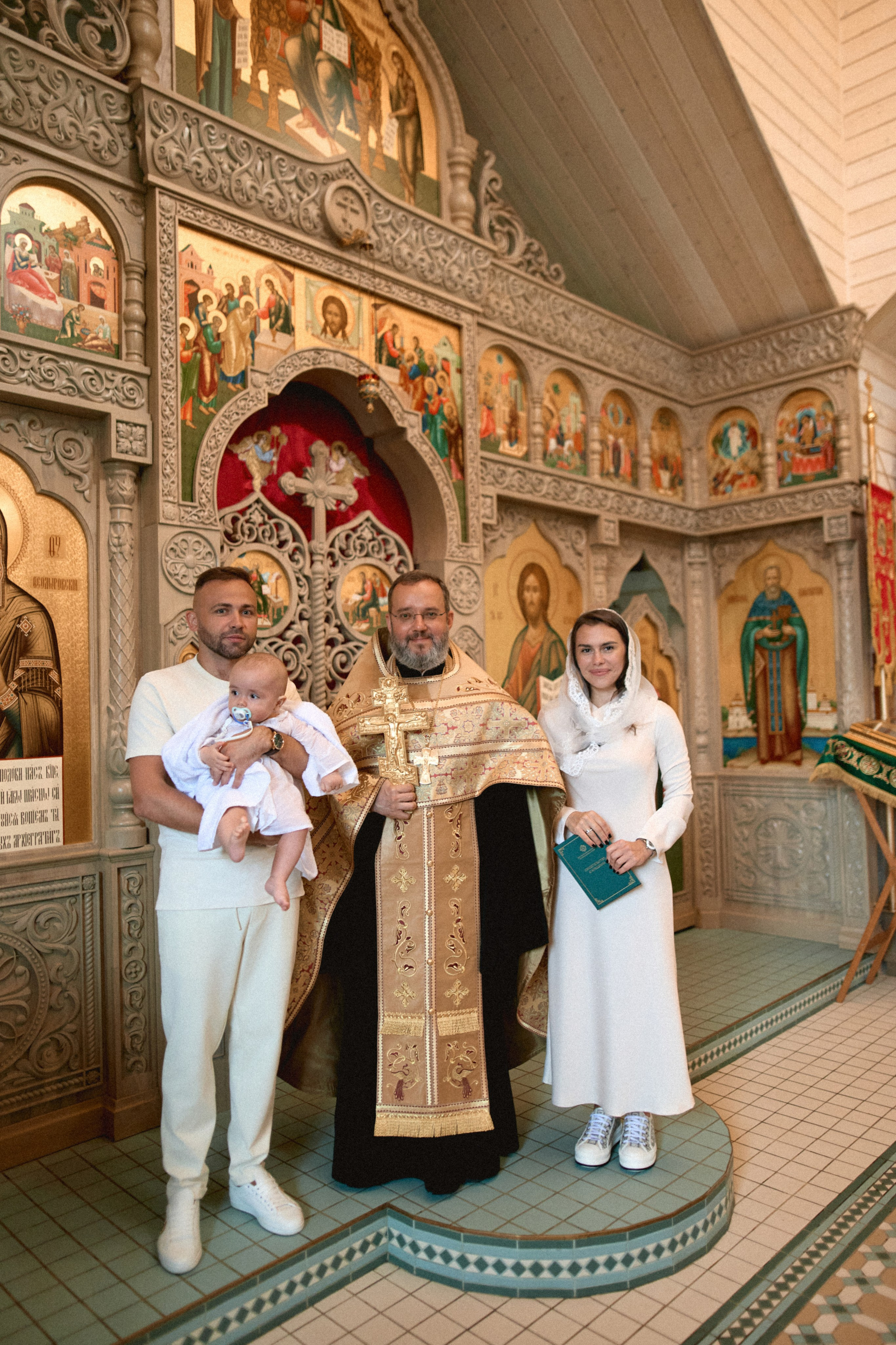 Крестины Бориса. Сестры Карабаза. Фотографы и ретушеры в Москве и Санкт-Петербурге