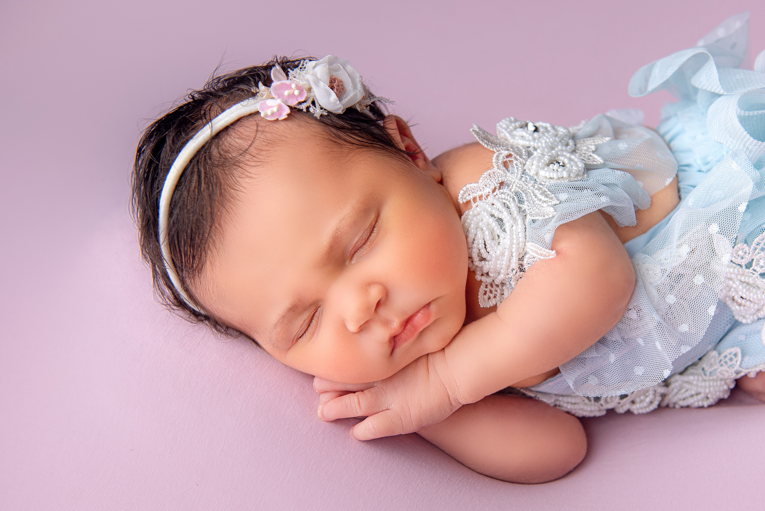 Новорожденные малыши. Фотограф новорожденных в Ярославле Anastasia Ray