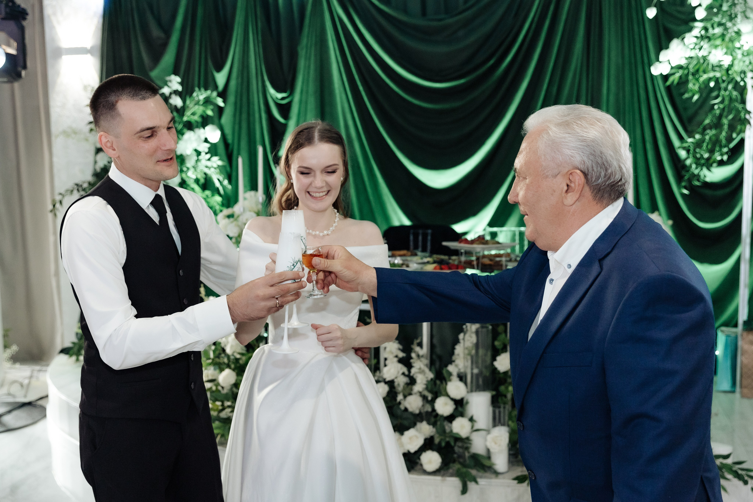 V & P. Фотограф Дзюба Марина. Свадебный фотограф