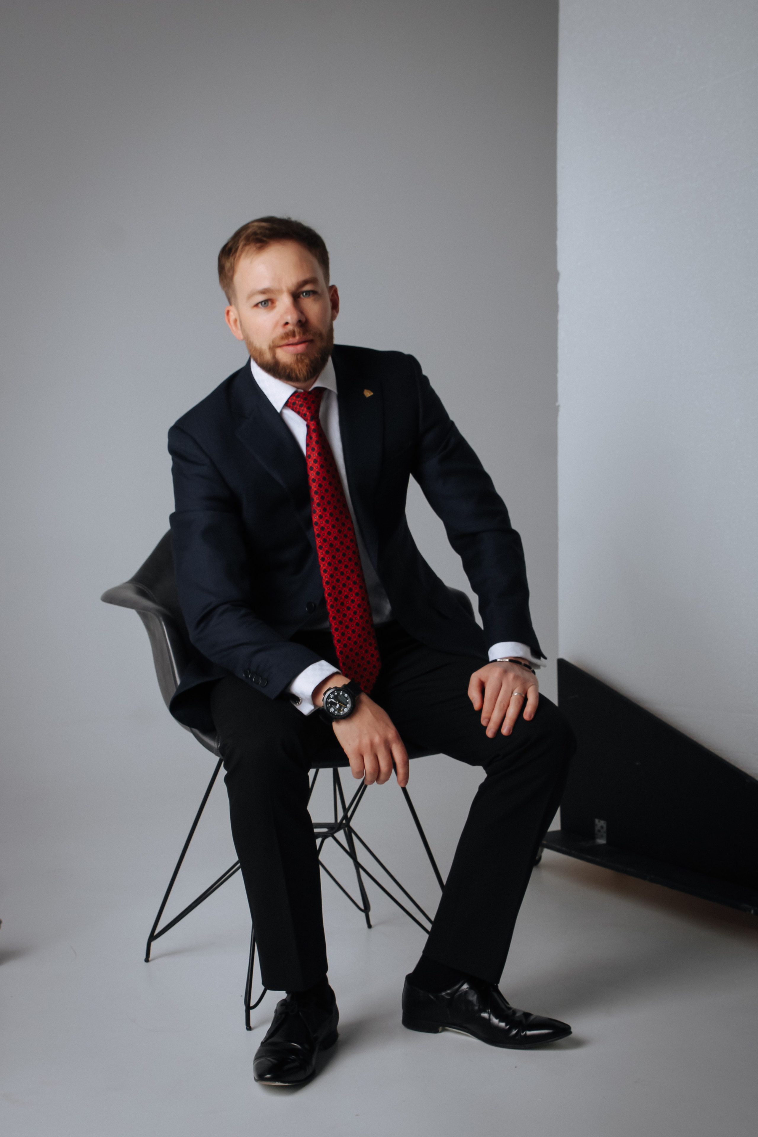 Мужской портрет. Фотограф Новосибирск. Фотокарточки на память. Евгения Кудрявцева