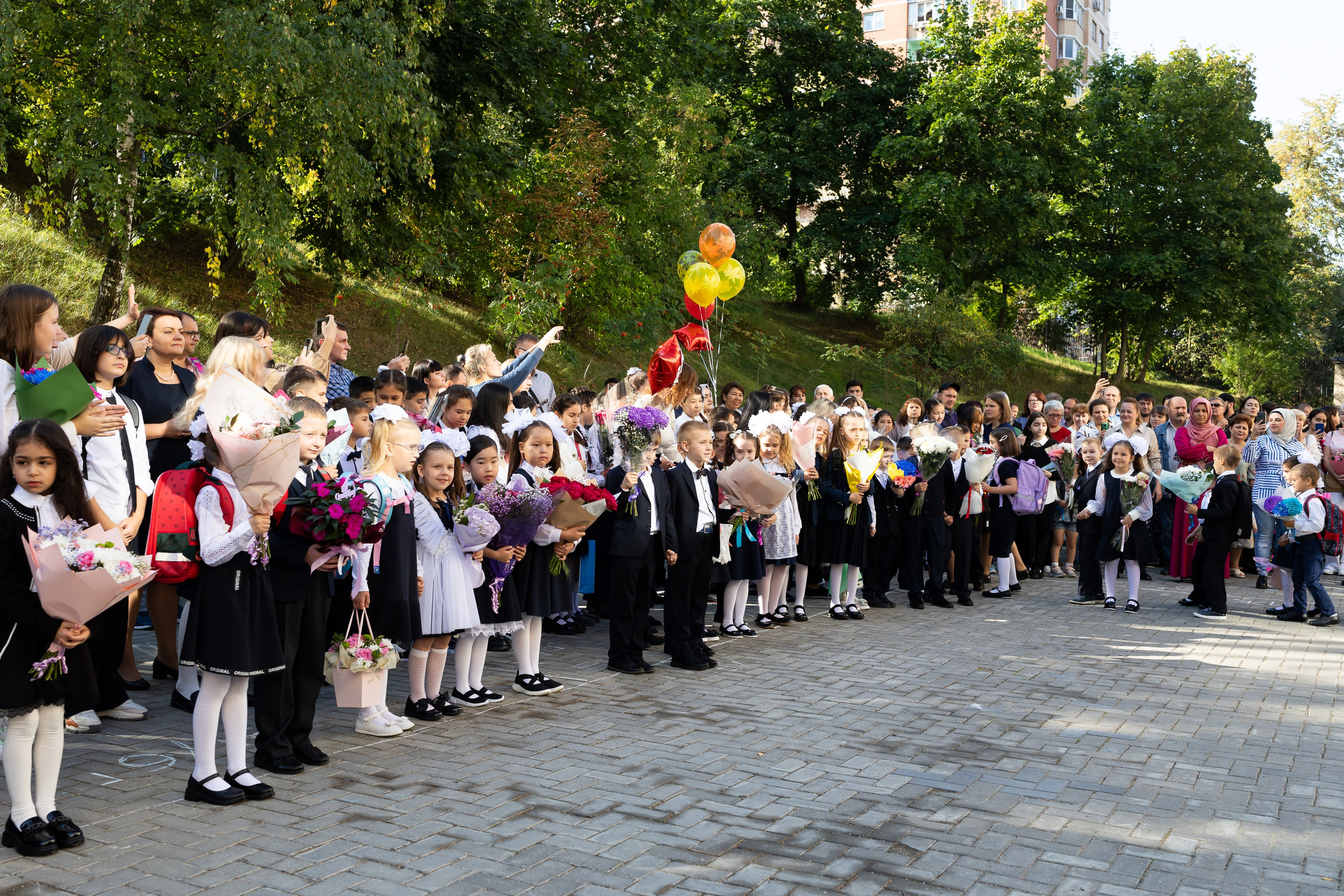 Линейка 1 сентября. Профессиональный Фотограф в Москве Андрей Славнов