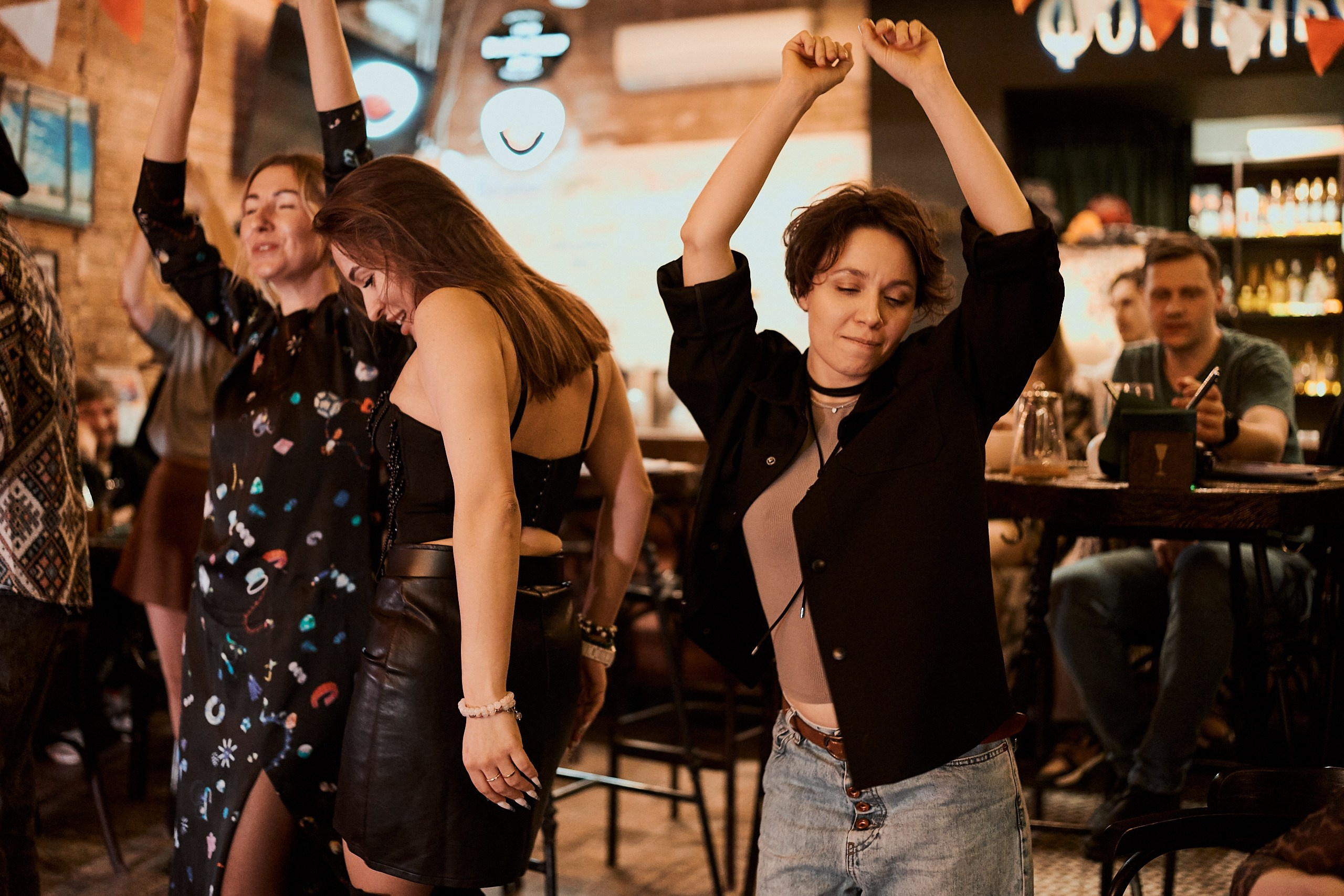 Квартирник Сергея Кравцова. Матвей Яворский — фотограф в Челябинске