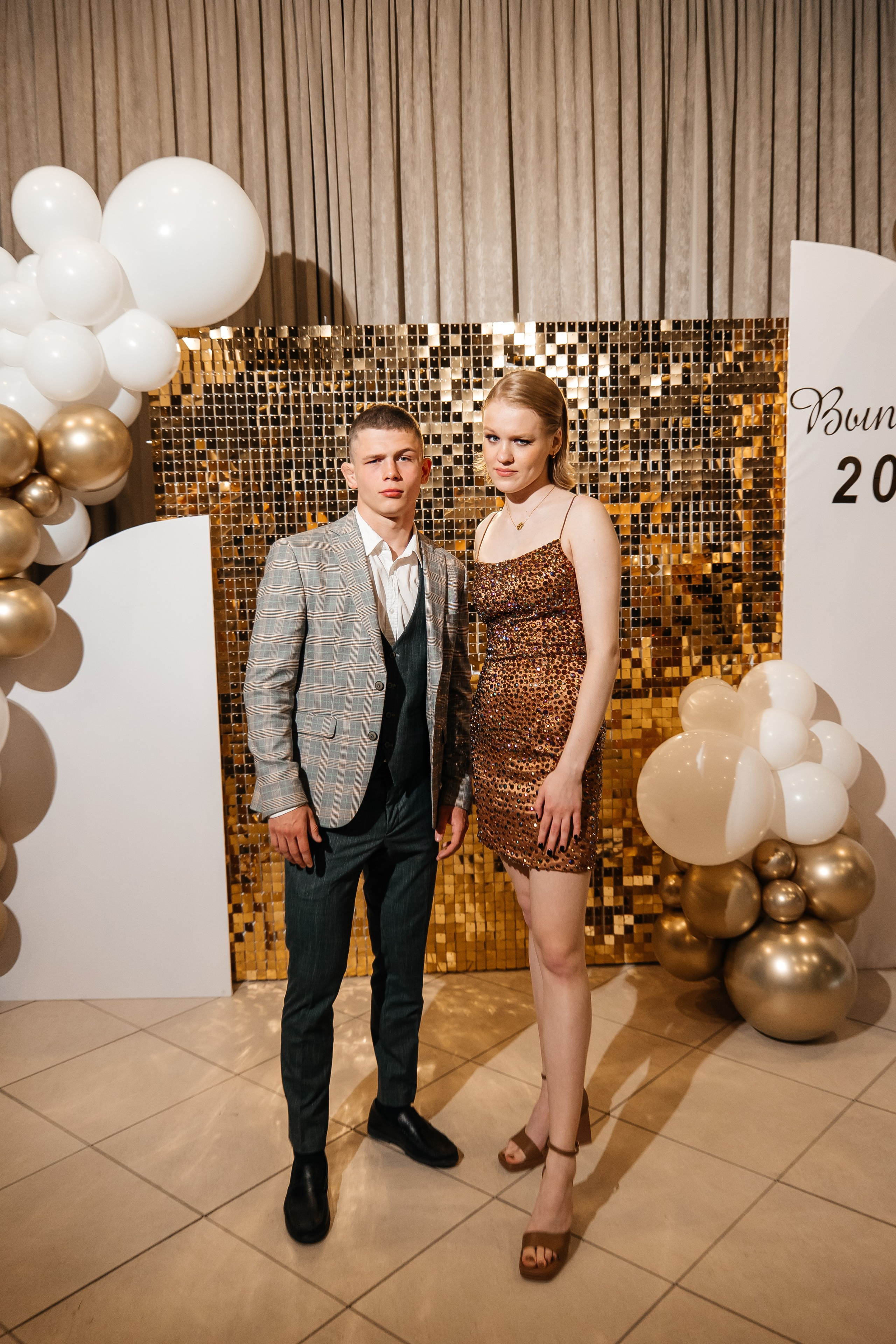 2023-06-23 Выпускной МБОУ СОШ № 10. Фотограф в Красноярске